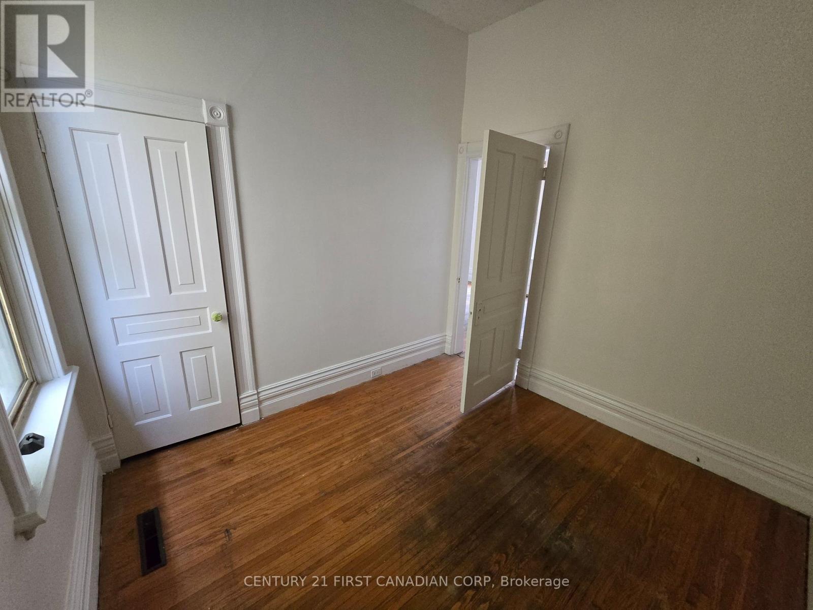 415 Oxford Street E, London East, Ontario  N5Y 3H5 - Photo 7 - X12426894
