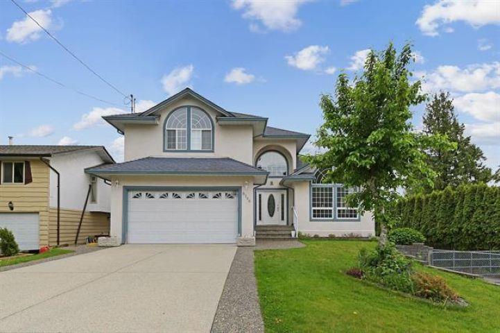 8164 Sumac Place, Mission, British Columbia  V2V 5R6 - Photo 2 - R3052162