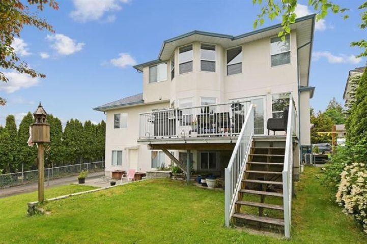 8164 Sumac Place, Mission, British Columbia  V2V 5R6 - Photo 6 - R3052162