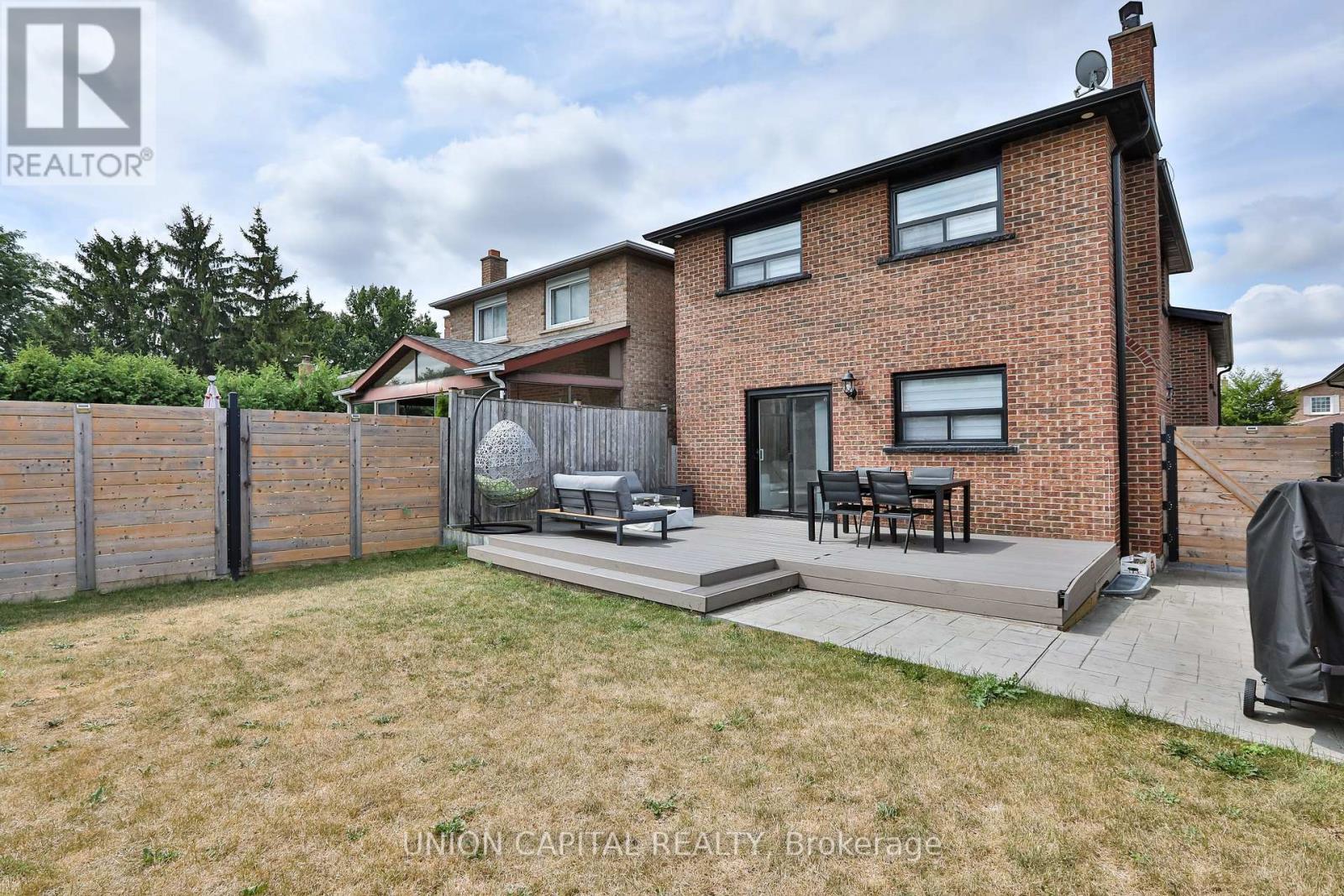 21 Avon Crescent, Vaughan, Ontario  L4L 1H4 - Photo 38 - N12426816