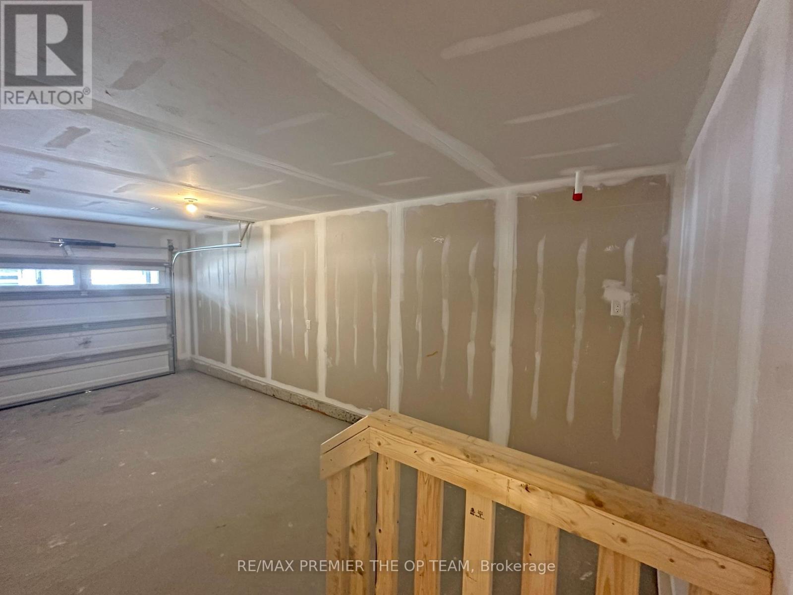 120 Tennant Circle, Vaughan, Ontario  L4L 5L5 - Photo 36 - N12426817