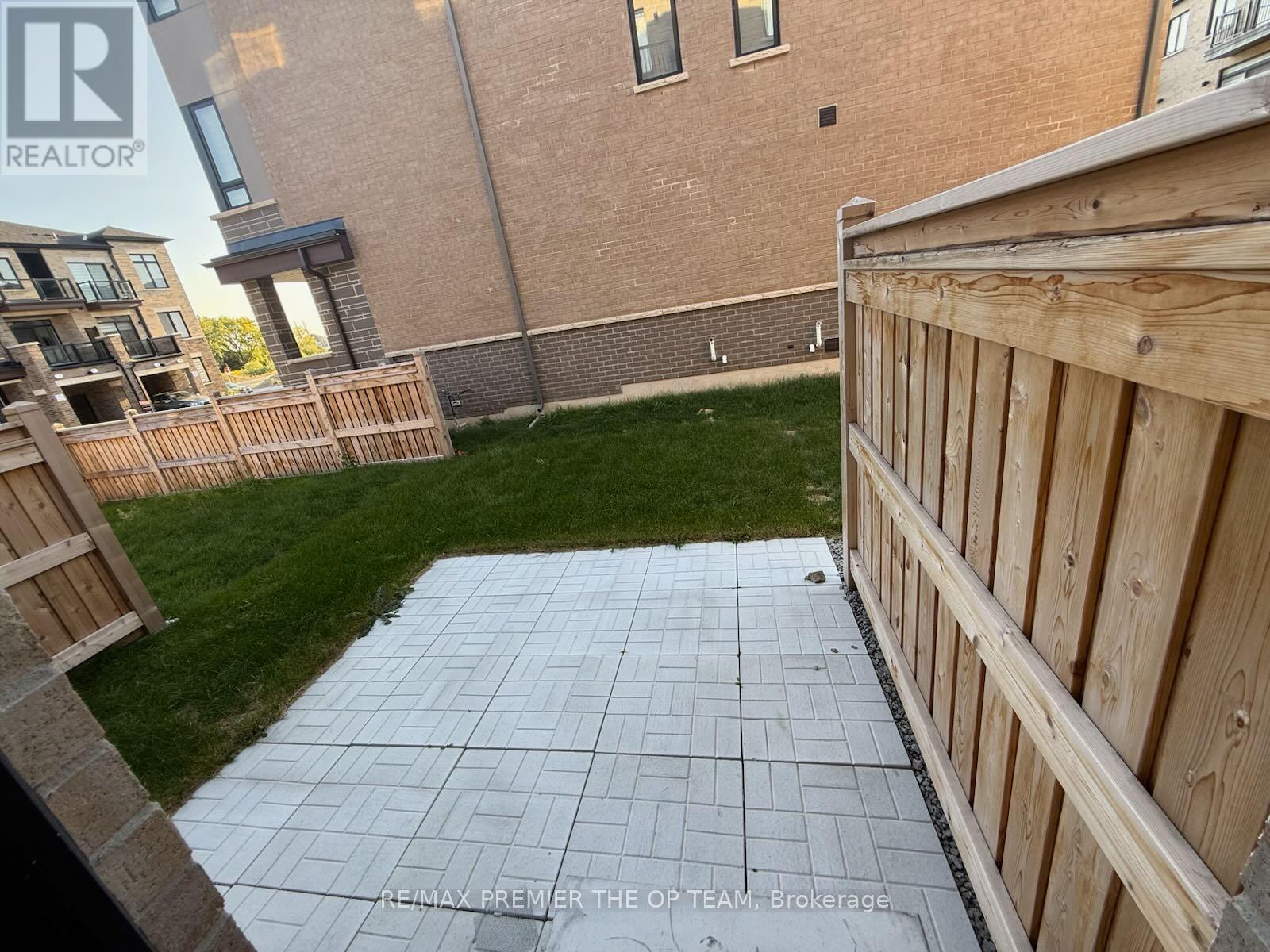 120 Tennant Circle, Vaughan, Ontario  L4L 5L5 - Photo 38 - N12426817