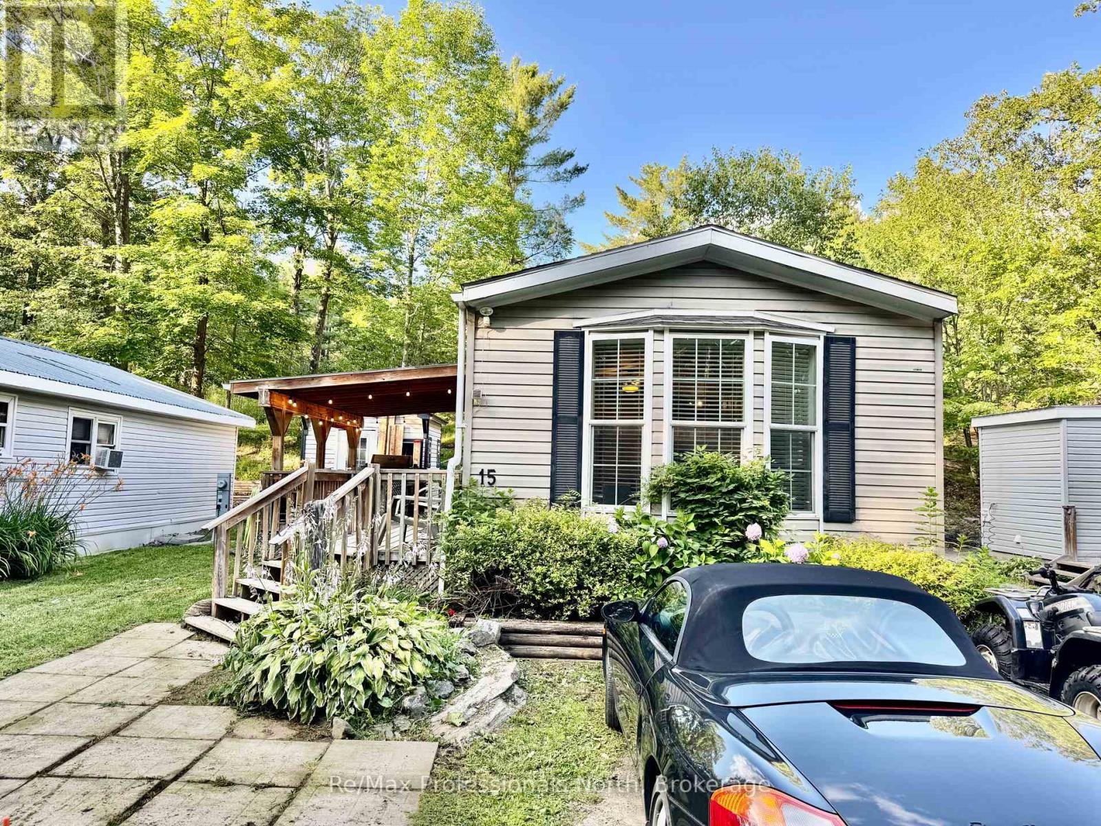 15 - 1007 Racoon Road, Gravenhurst, Ontario  P1P 1R1 - Photo 2 - X12426928