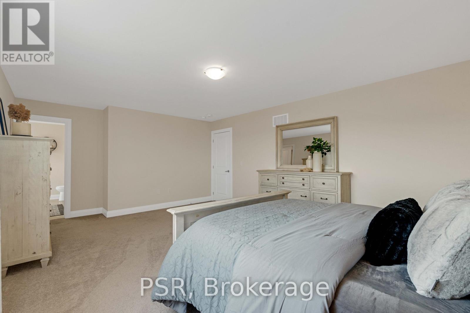 16 Hewson Street, Penetanguishene, Ontario  L9M 0V7 - Photo 23 - S12426733