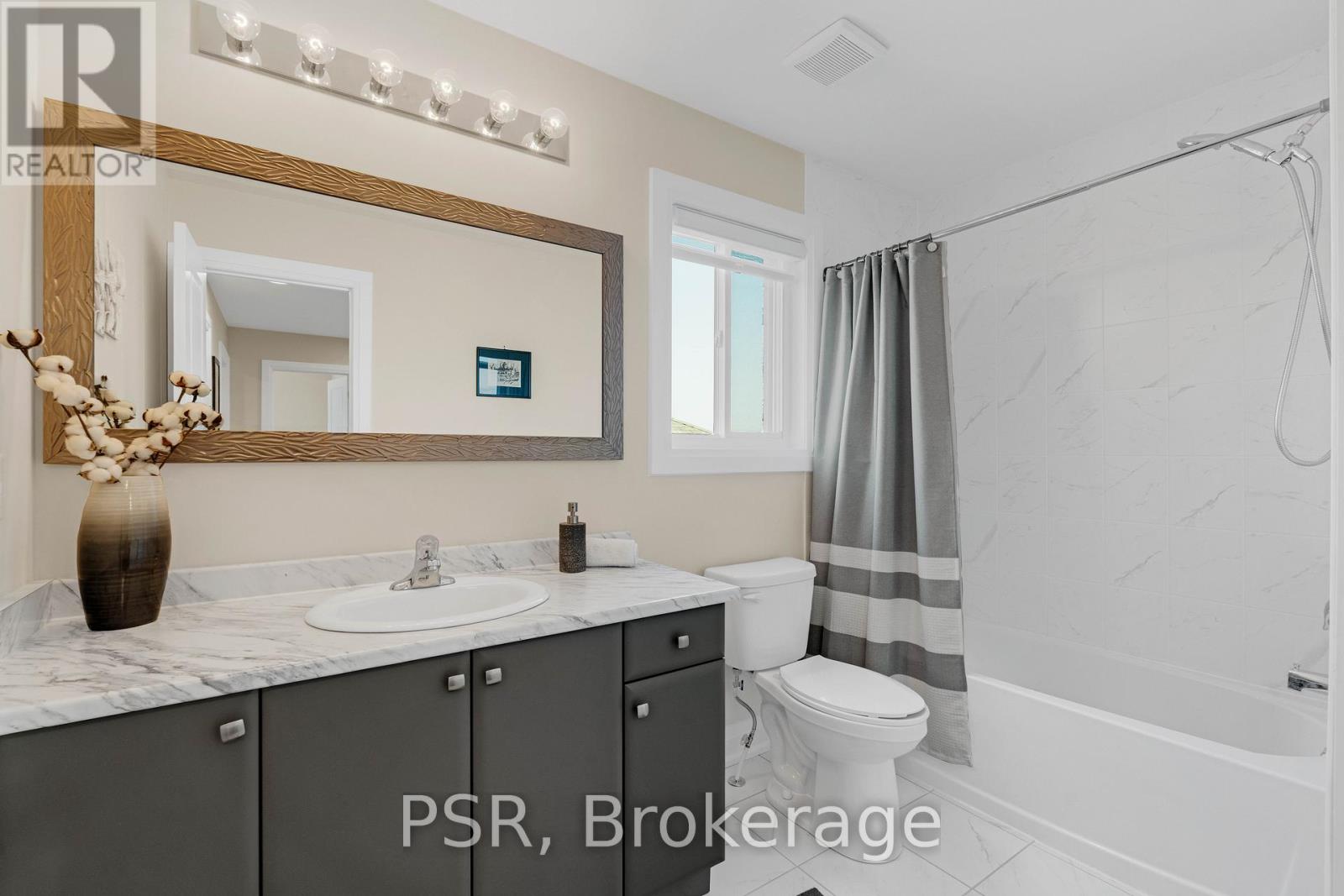 16 Hewson Street, Penetanguishene, Ontario  L9M 0V7 - Photo 34 - S12426733