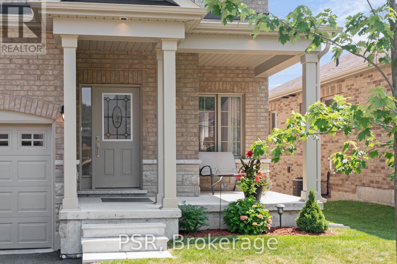 16 Hewson Street, Penetanguishene, Ontario  L9M 0V7 - Photo 6 - S12426733