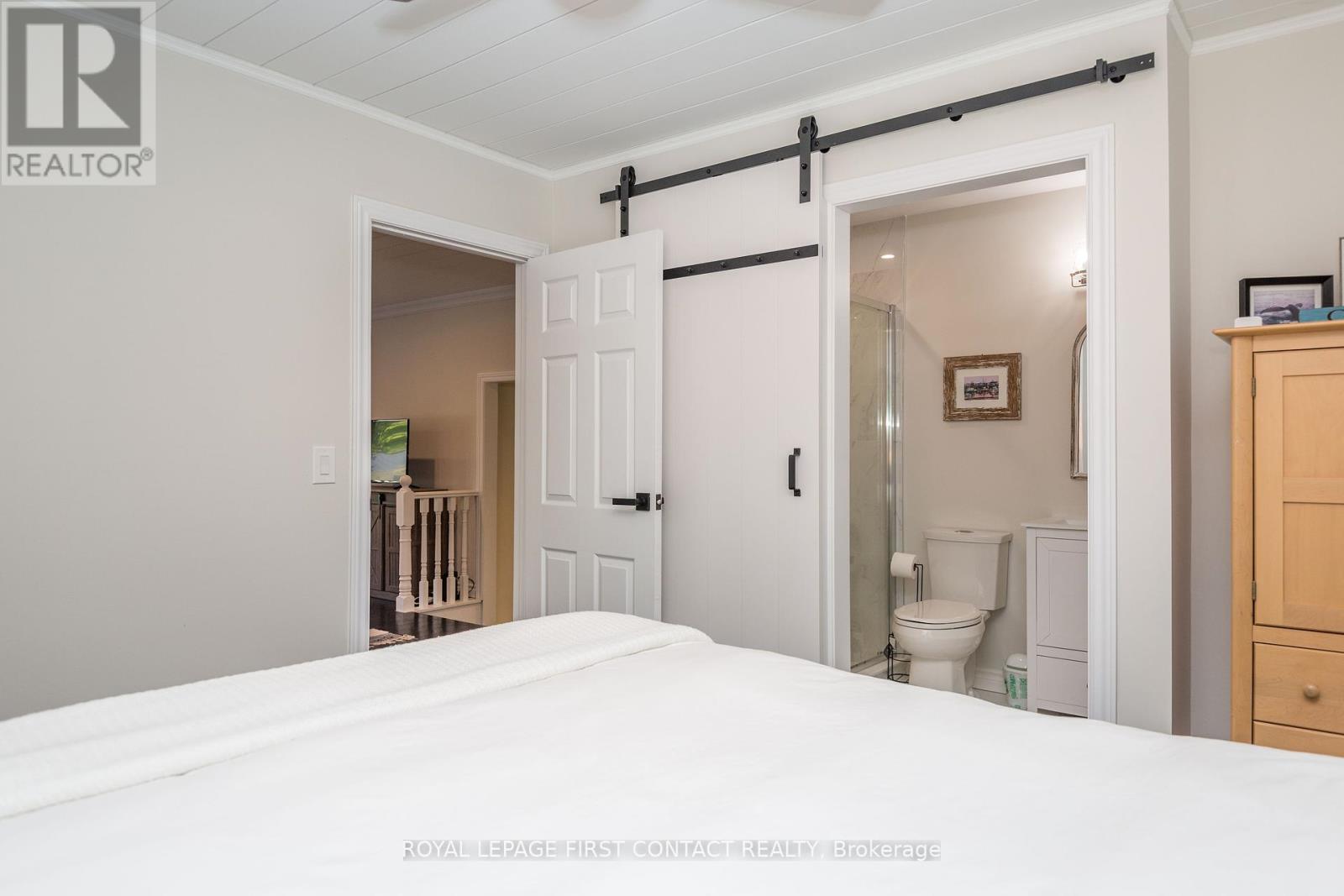 11 Broad Street, Penetanguishene, Ontario  L9M 1E9 - Photo 14 - S12426762