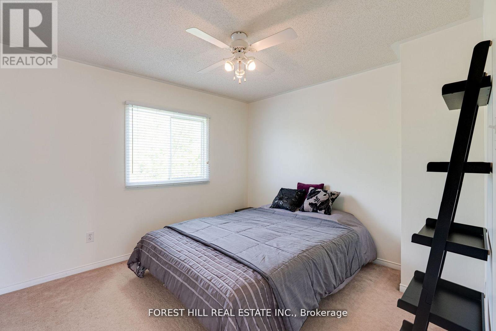 44 Quance Street, Barrie, Ontario  L4N 7M3 - Photo 17 - S12426848