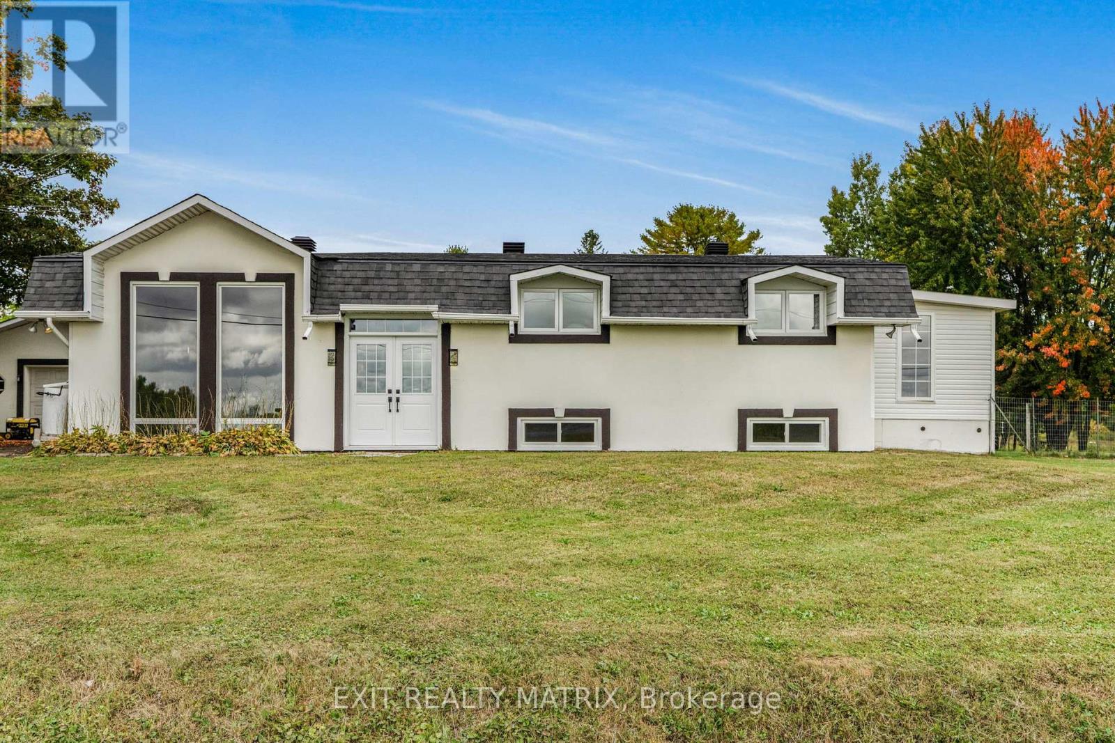 1895 Clark Road, Clarence-Rockland, Ontario  K4K 1K7 - Photo 2 - X12426890