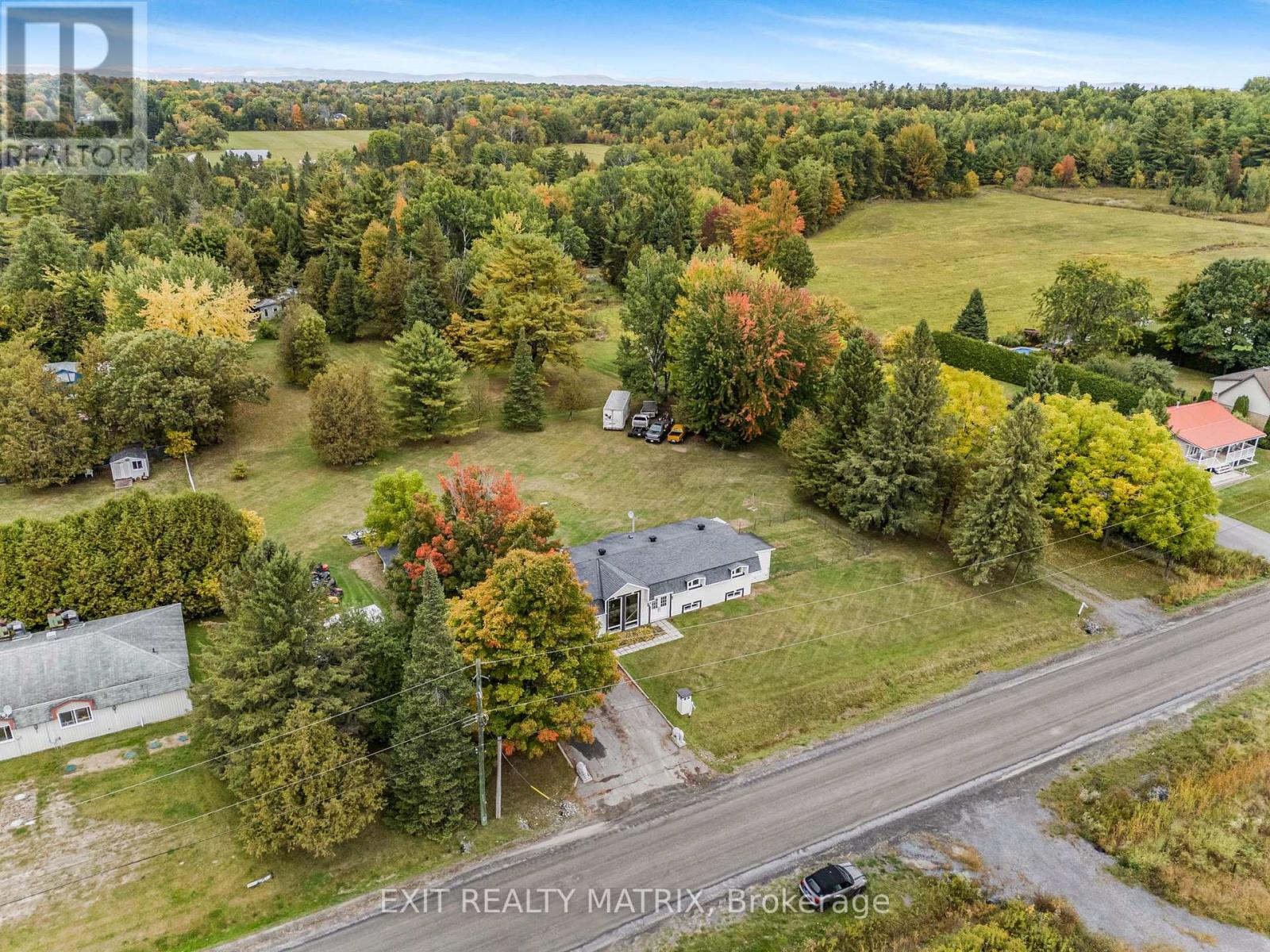 1895 Clark Road, Clarence-Rockland, Ontario  K4K 1K7 - Photo 32 - X12426890
