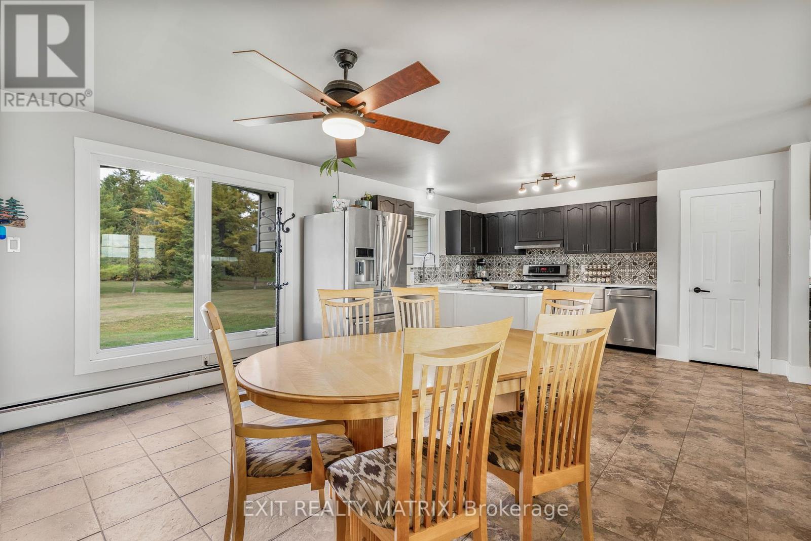 1895 Clark Road, Clarence-Rockland, Ontario  K4K 1K7 - Photo 9 - X12426890