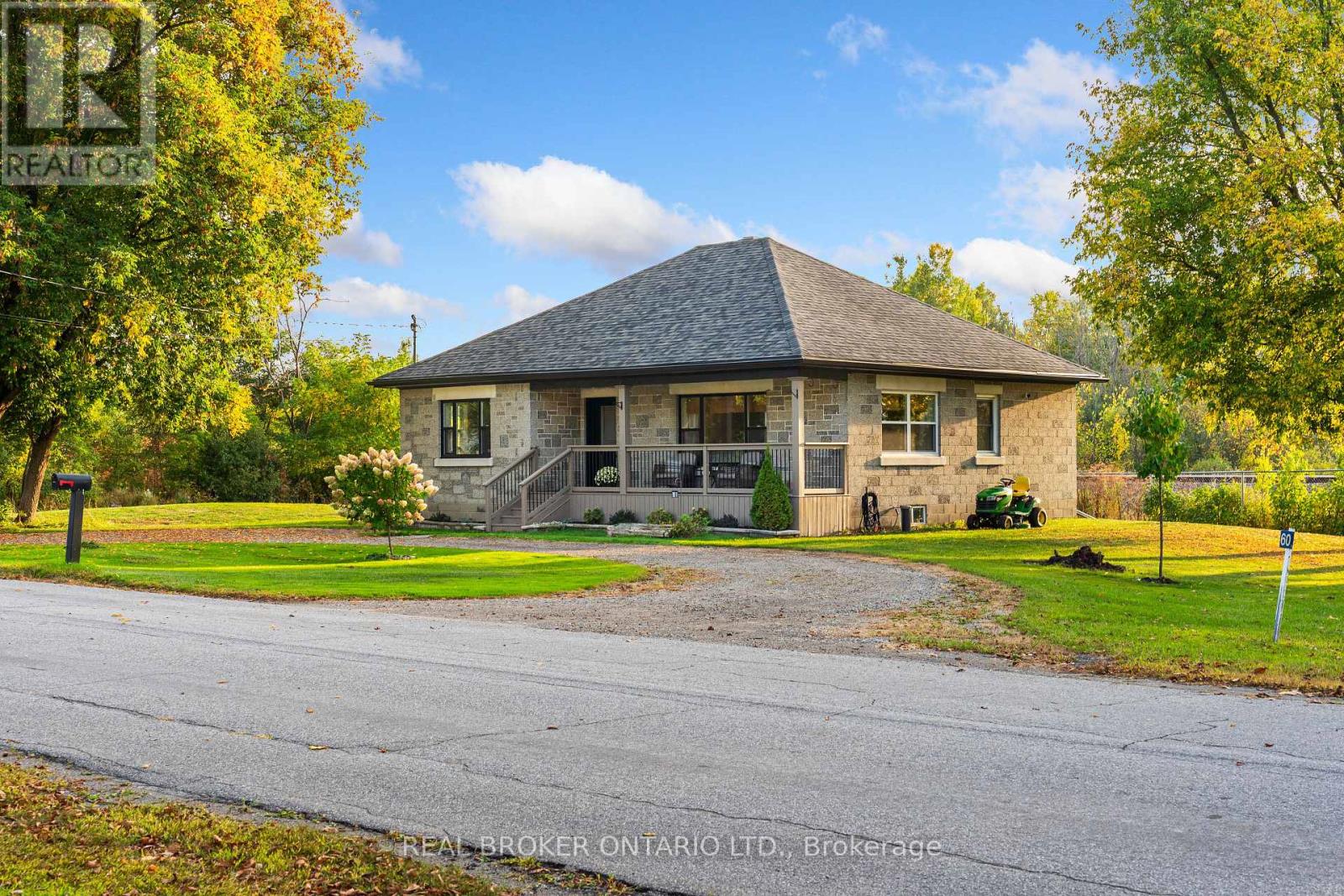 60 Union Street, Smiths Falls, Ontario  K7A 4S7 - Photo 1 - X12426929