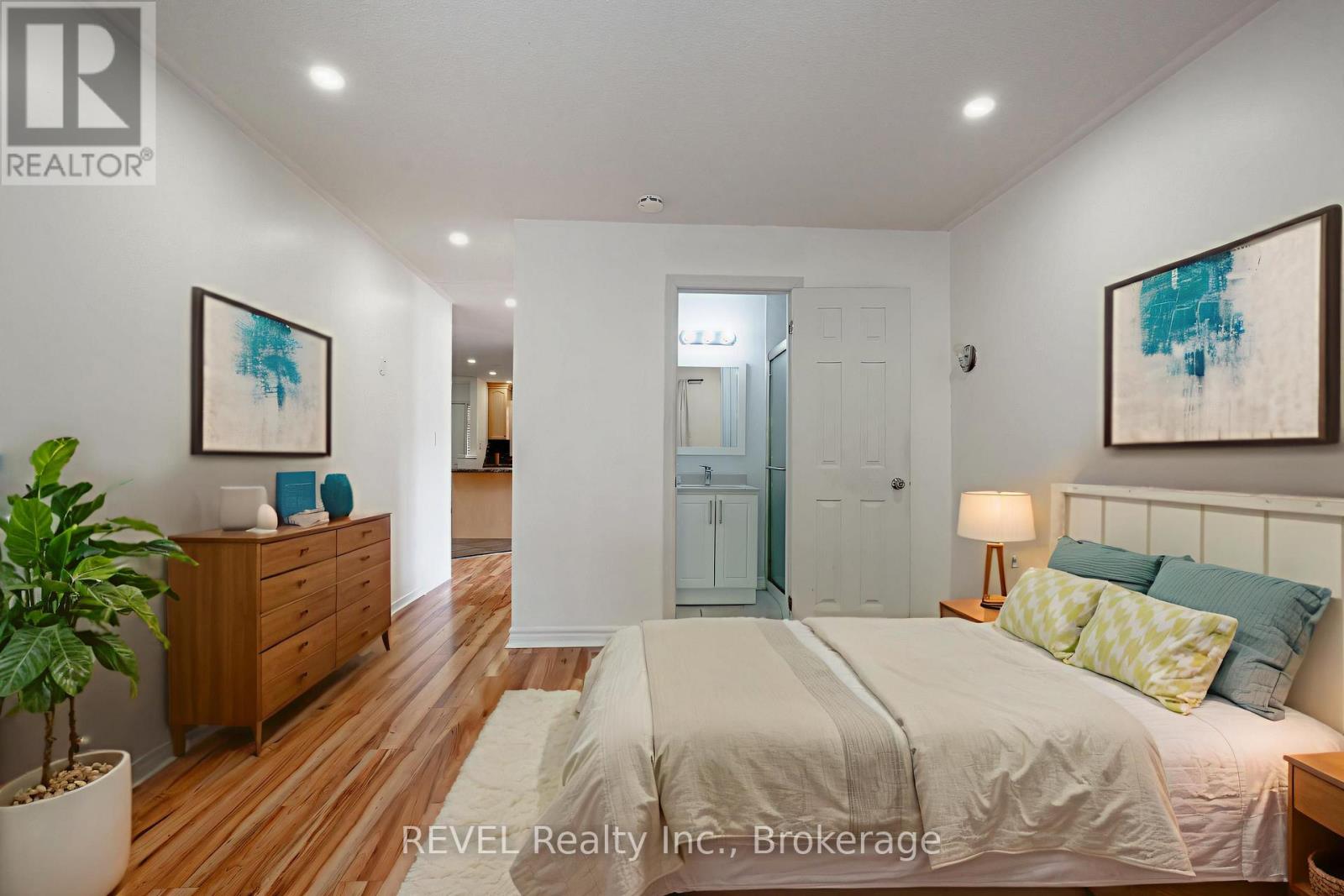 35 Summers Drive, Thorold (Confederation Heights), Ontario  L2V 4Z9 - Photo 15 - X12426925