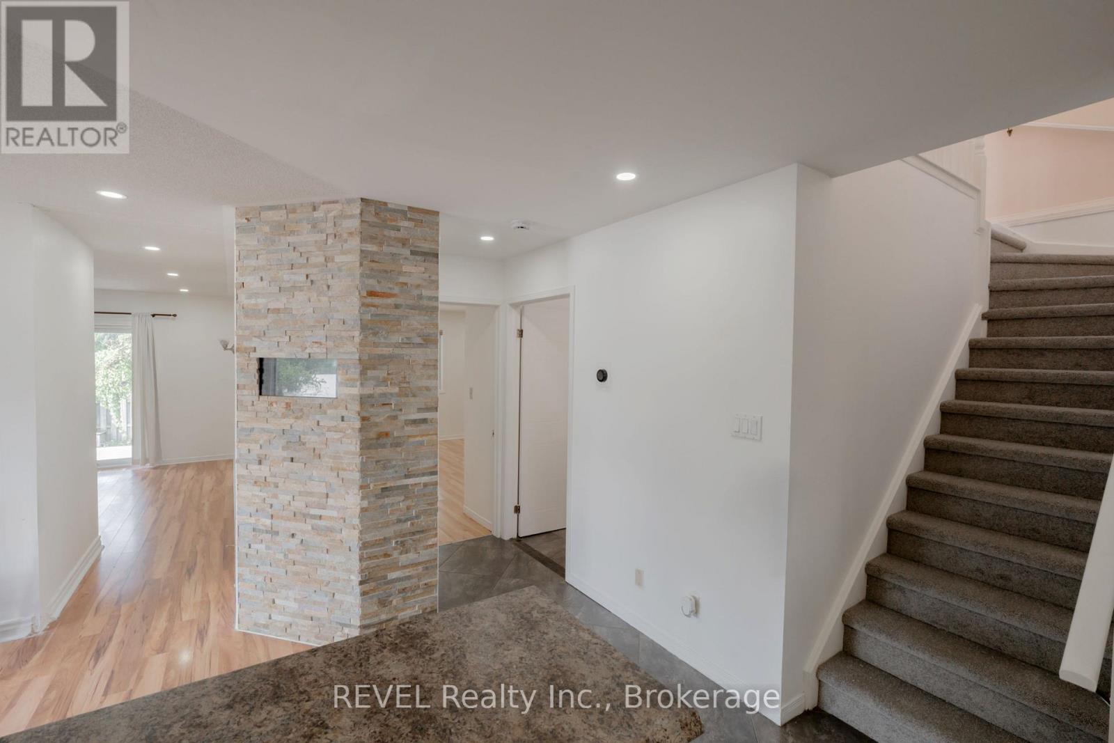 35 Summers Drive, Thorold (Confederation Heights), Ontario  L2V 4Z9 - Photo 20 - X12426925