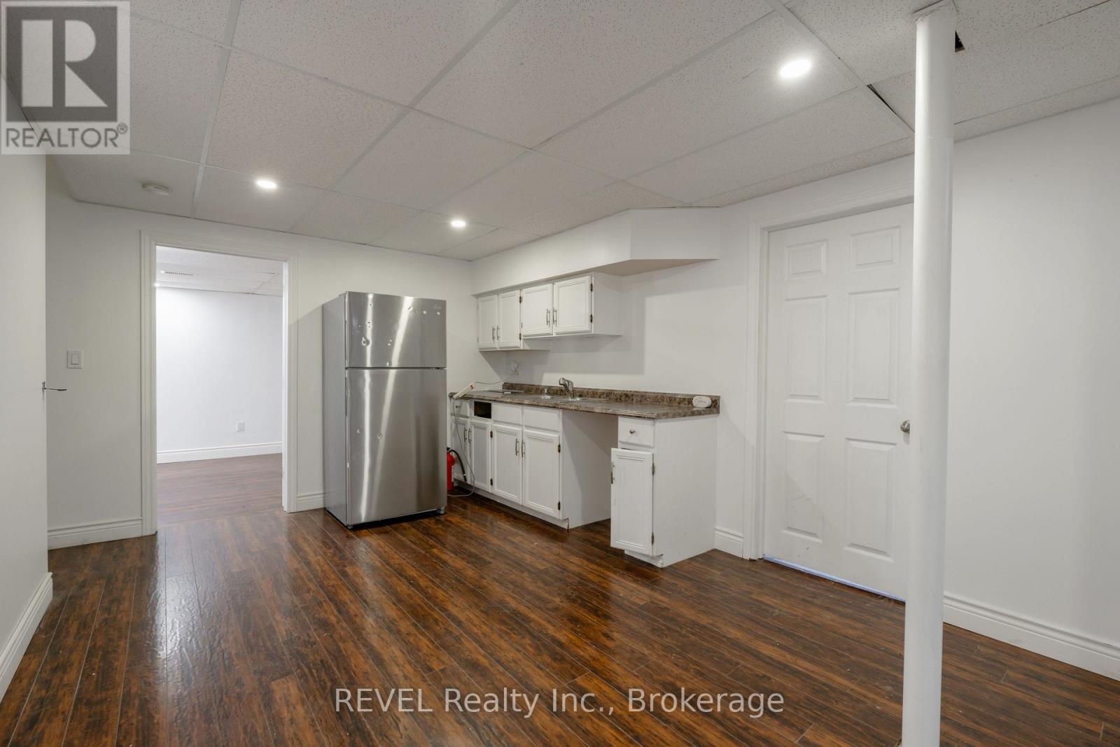 35 Summers Drive, Thorold (Confederation Heights), Ontario  L2V 4Z9 - Photo 22 - X12426925