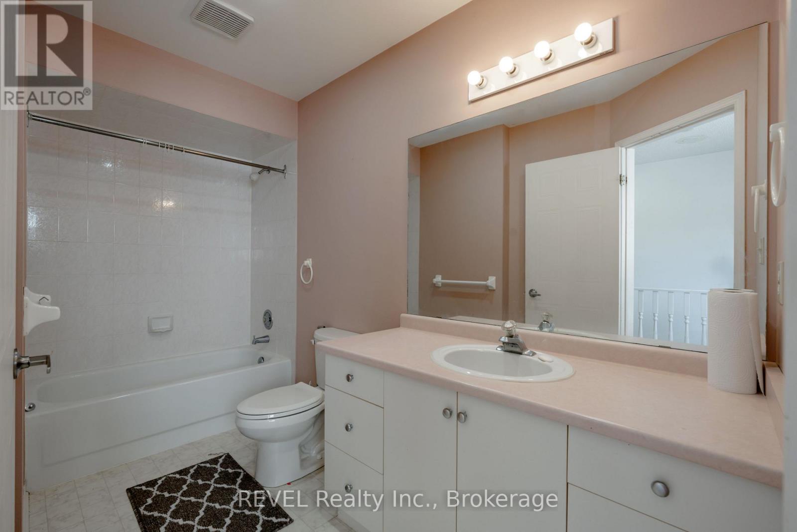 35 Summers Drive, Thorold (Confederation Heights), Ontario  L2V 4Z9 - Photo 31 - X12426925