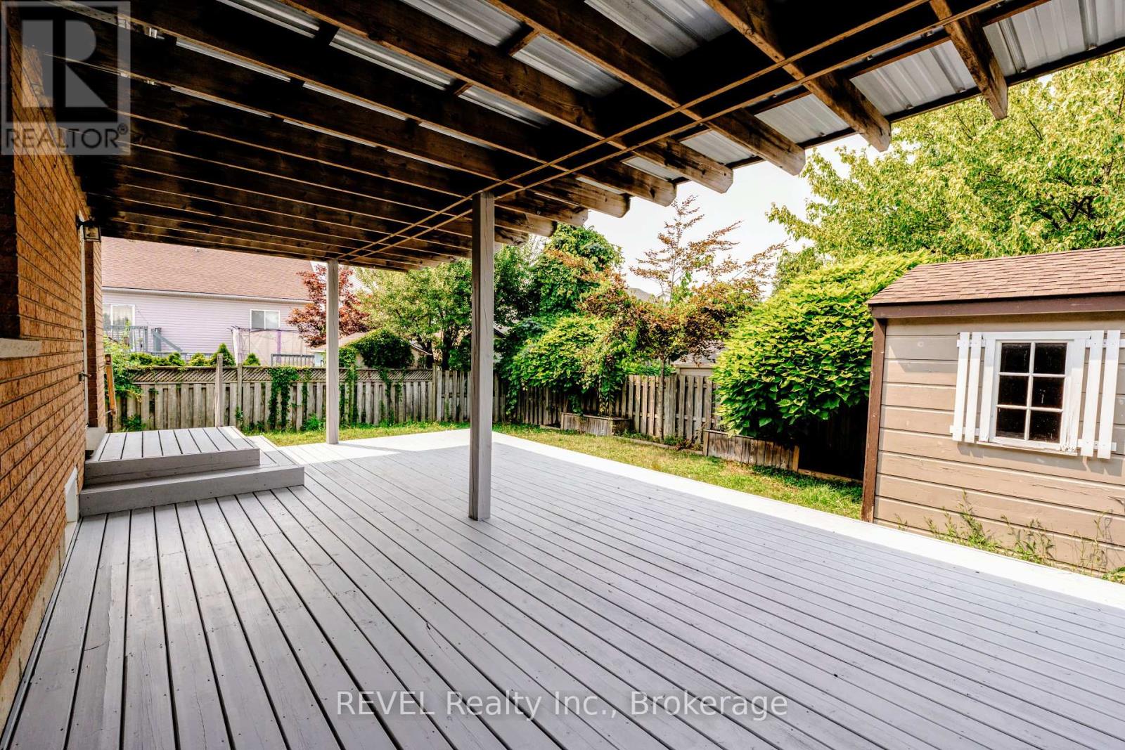 35 Summers Drive, Thorold (Confederation Heights), Ontario  L2V 4Z9 - Photo 36 - X12426925