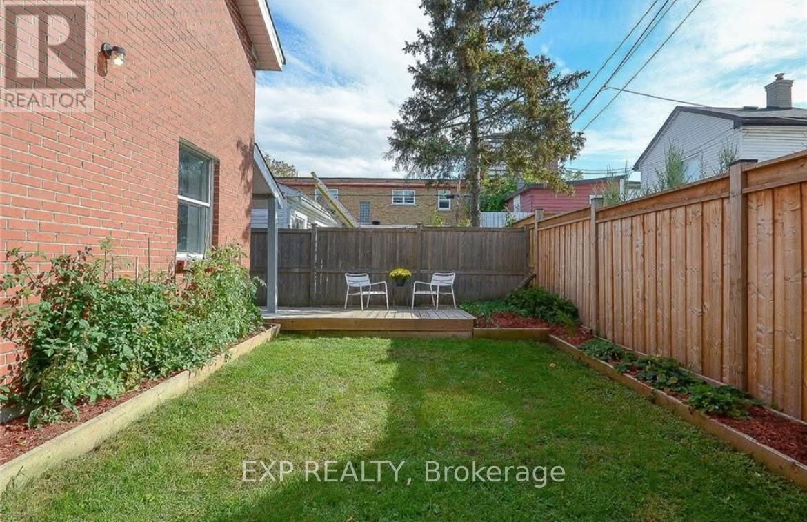 566 Kirkwood Avenue, Ottawa, Ontario  K1Z 5X4 - Photo 37 - X12420375