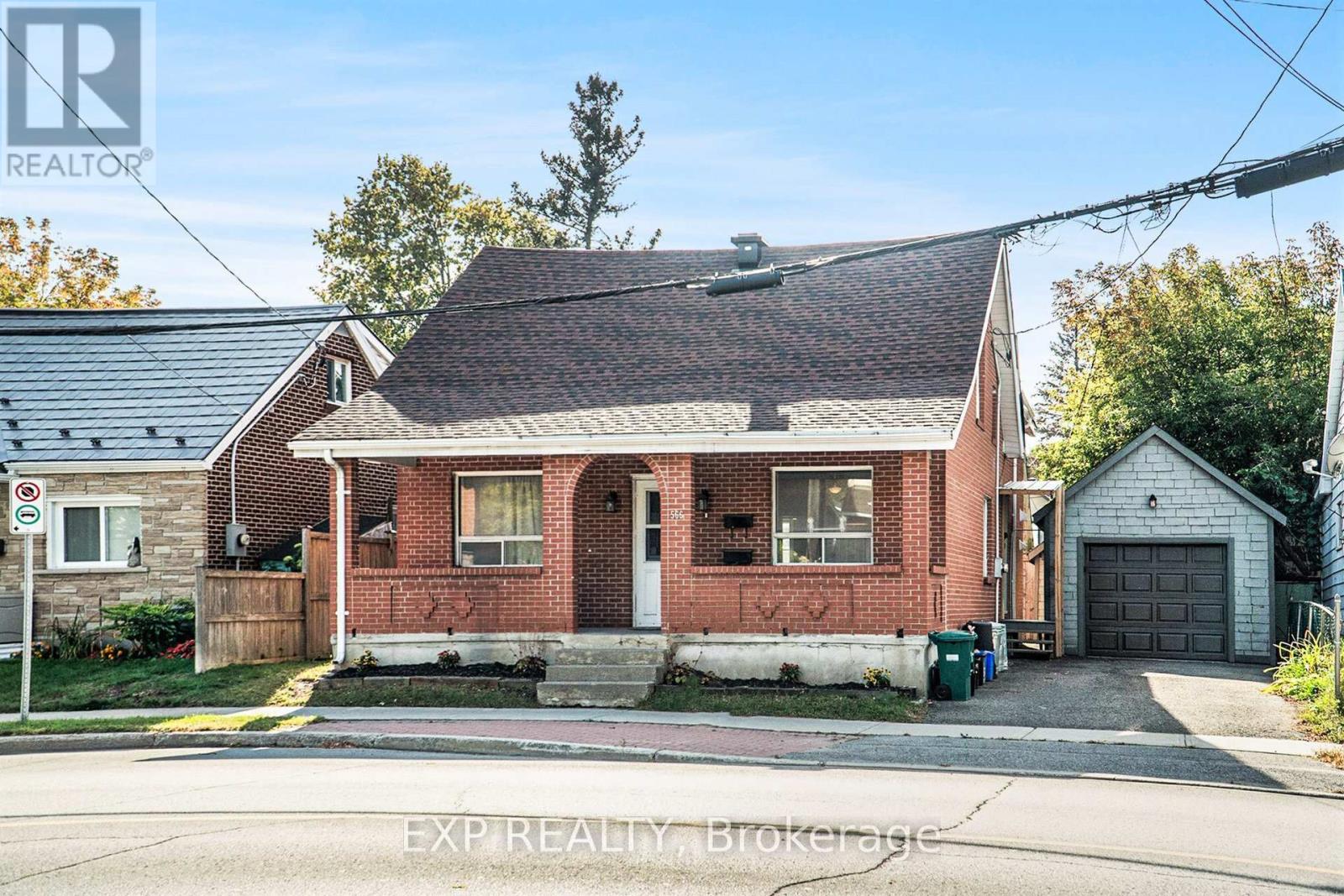 566 Kirkwood Avenue, Ottawa, Ontario  K1Z 5X4 - Photo 39 - X12420375