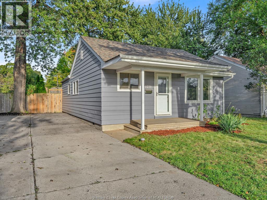 MLS# 25024487: 1716 BENJAMIN, Windsor, Canada