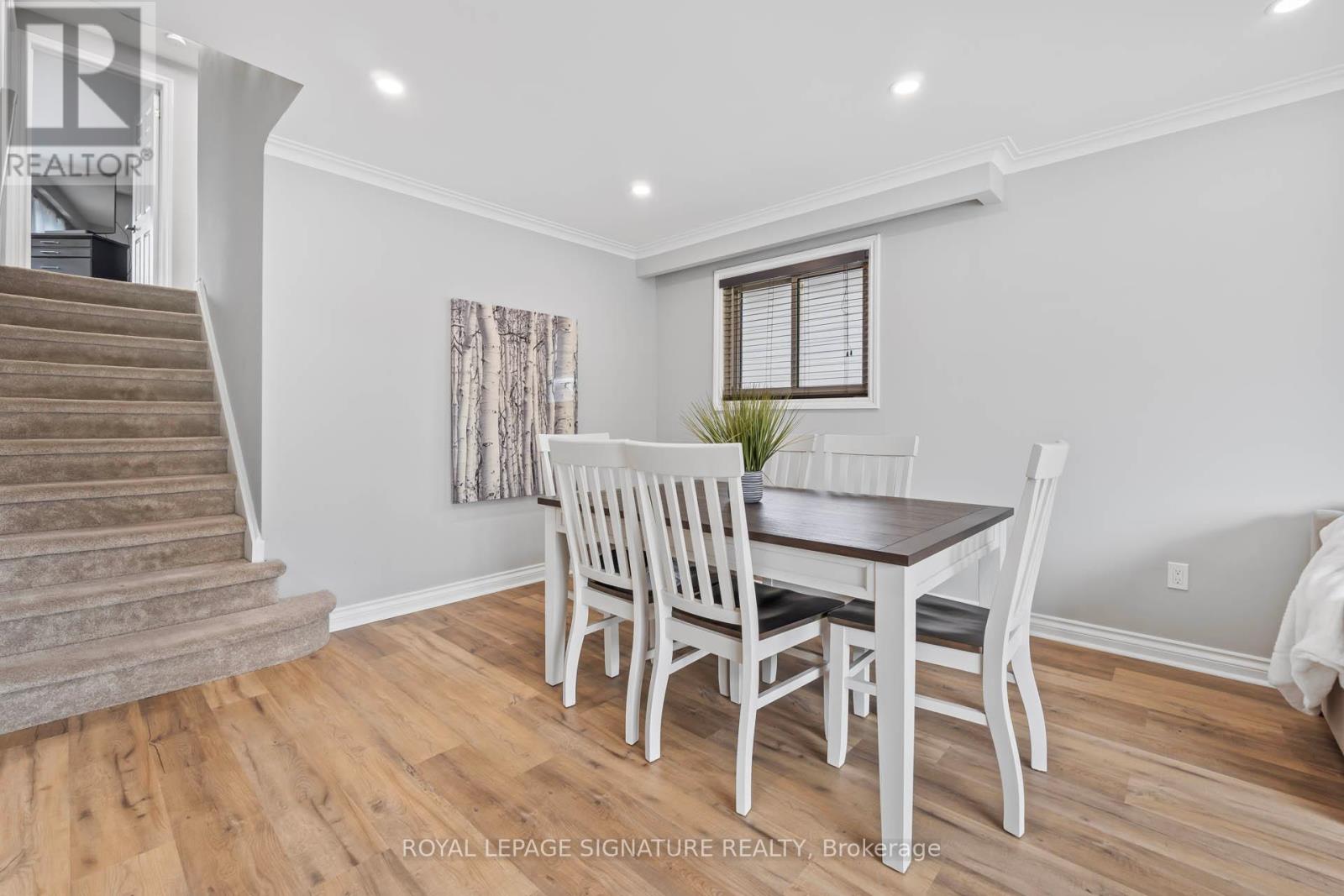 9 Faludon Drive, Halton Hills, Ontario  L7G 1H6 - Photo 11 - W12426752