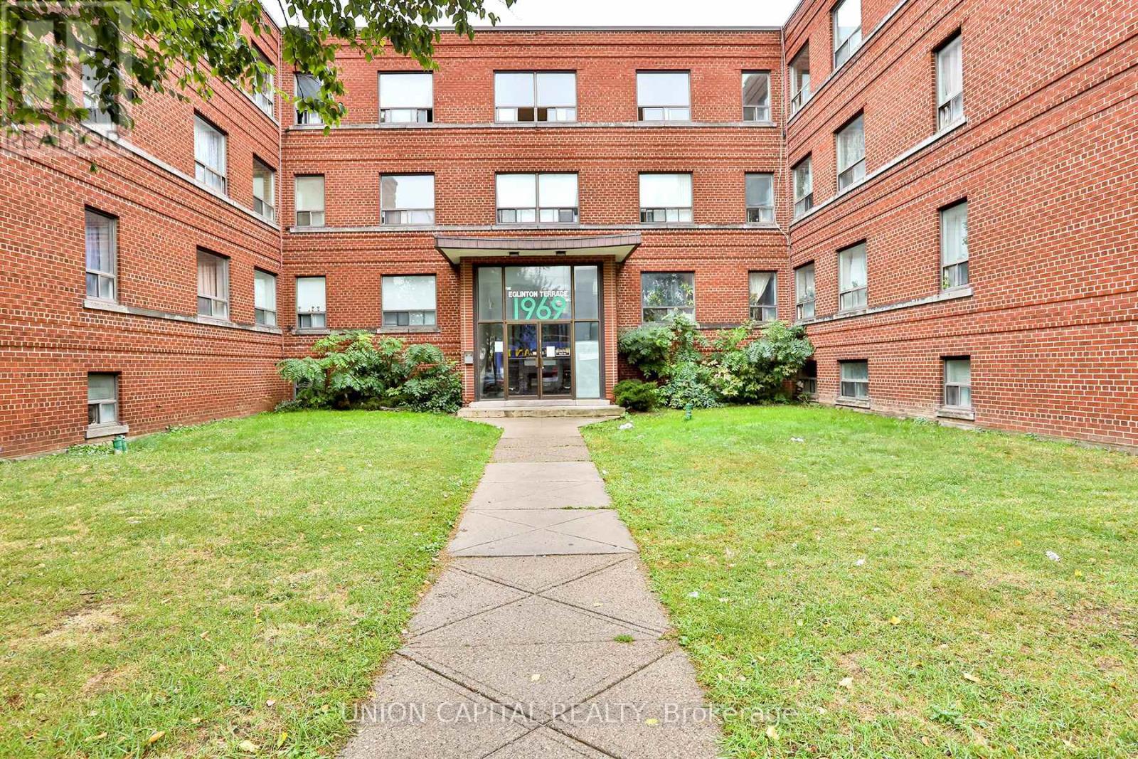 310 - 1969 Eglinton Ave W Avenue, Toronto, Ontario  M6E 2K1 - Photo 18 - W12426765