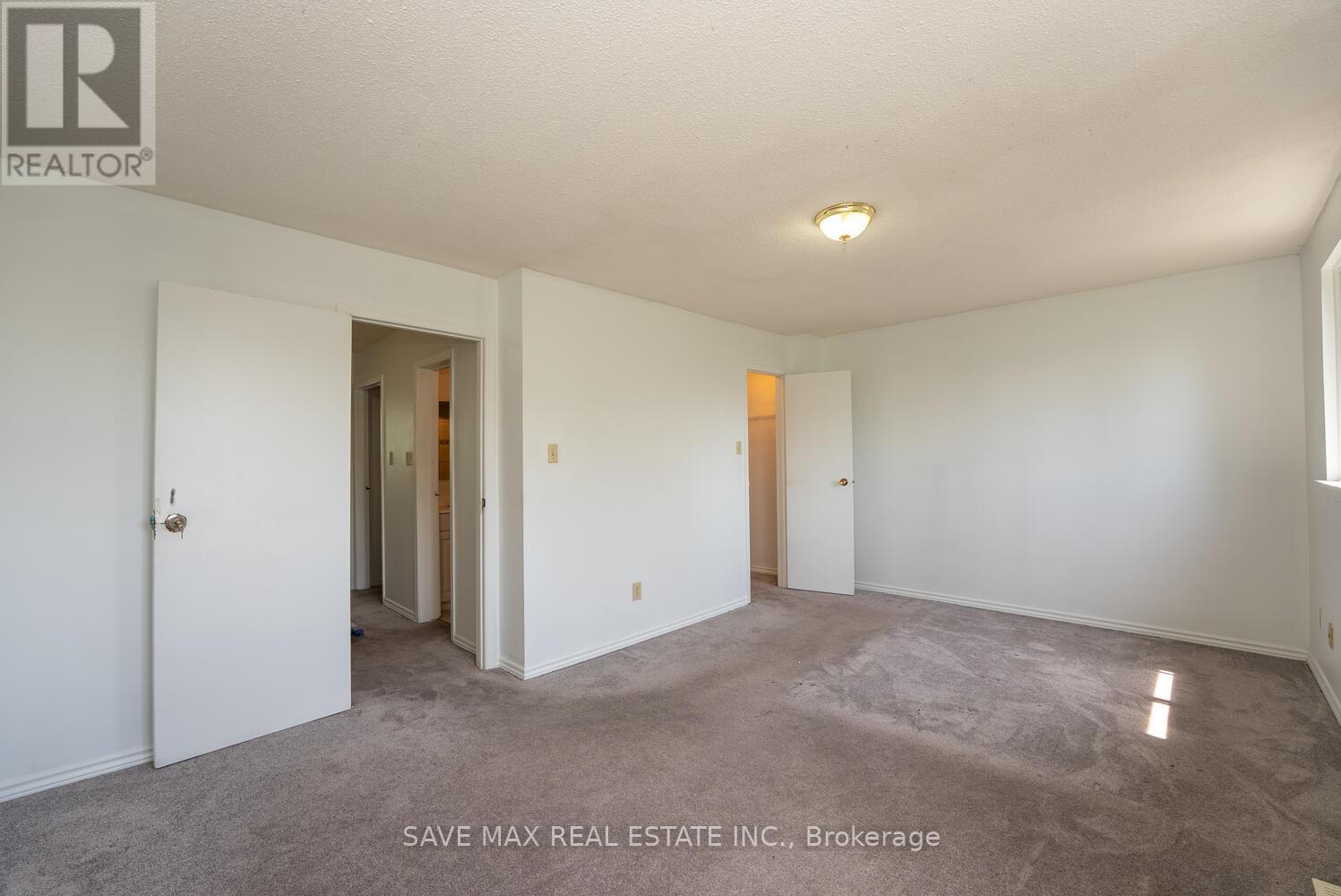 62 Moregate Crescent, Brampton, Ontario  L6S 3K9 - Photo 16 - W12426785
