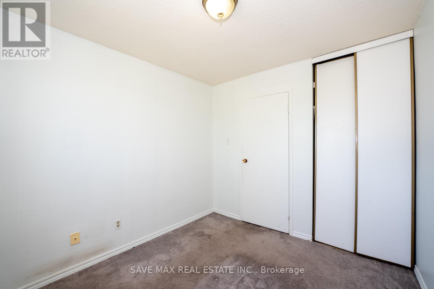 62 Moregate Crescent, Brampton, Ontario  L6S 3K9 - Photo 24 - W12426785