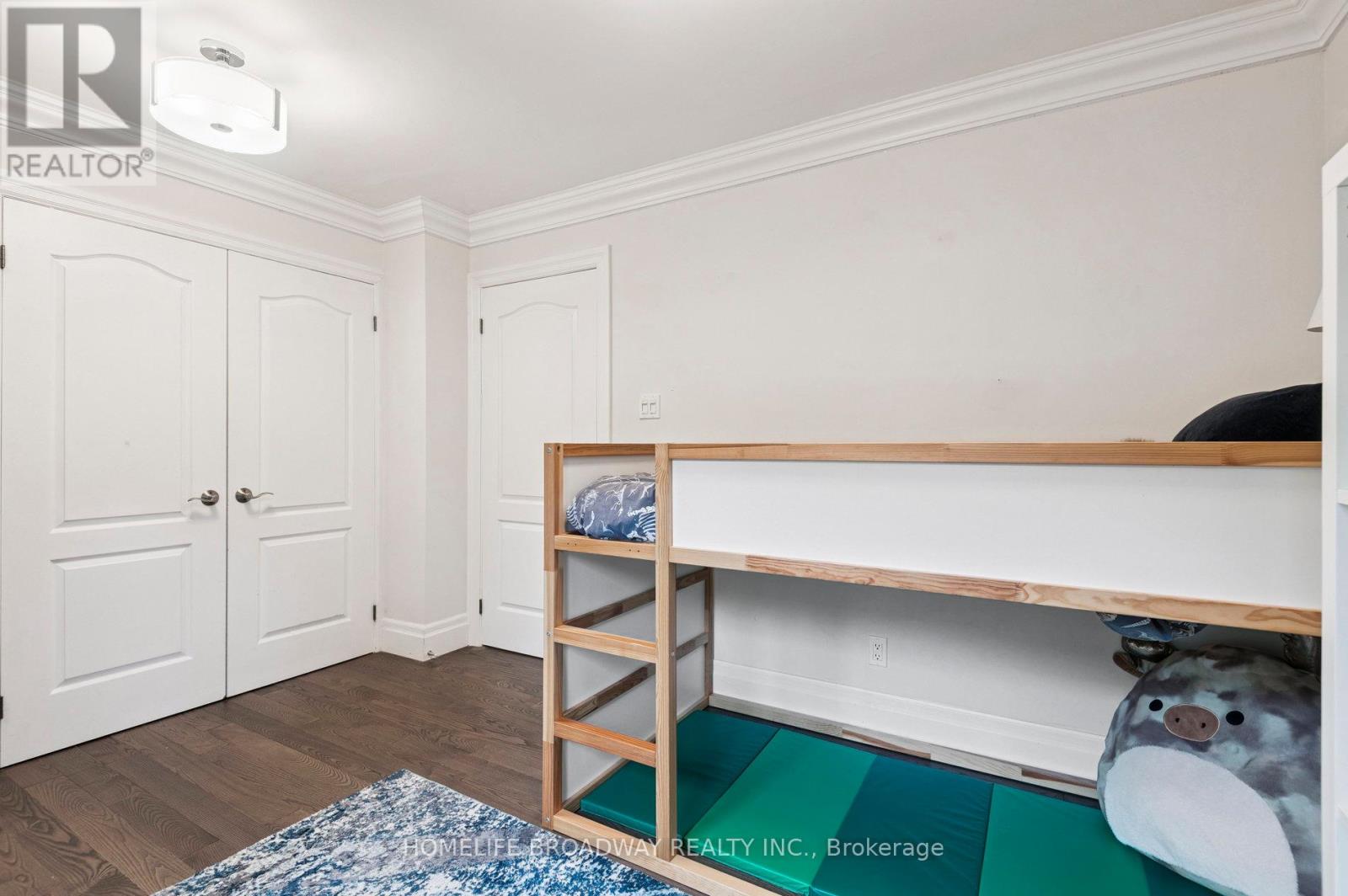 17 Jill Crescent, Toronto, Ontario  M9B 6B2 - Photo 20 - W12426826