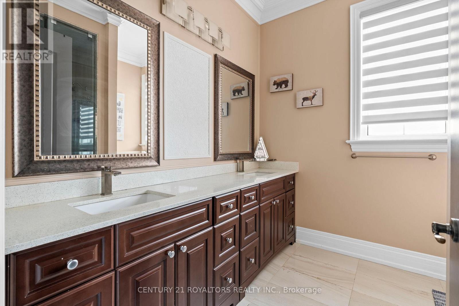 13588 Airport Road, Caledon, Ontario  L7C 2W4 - Photo 19 - W12426832