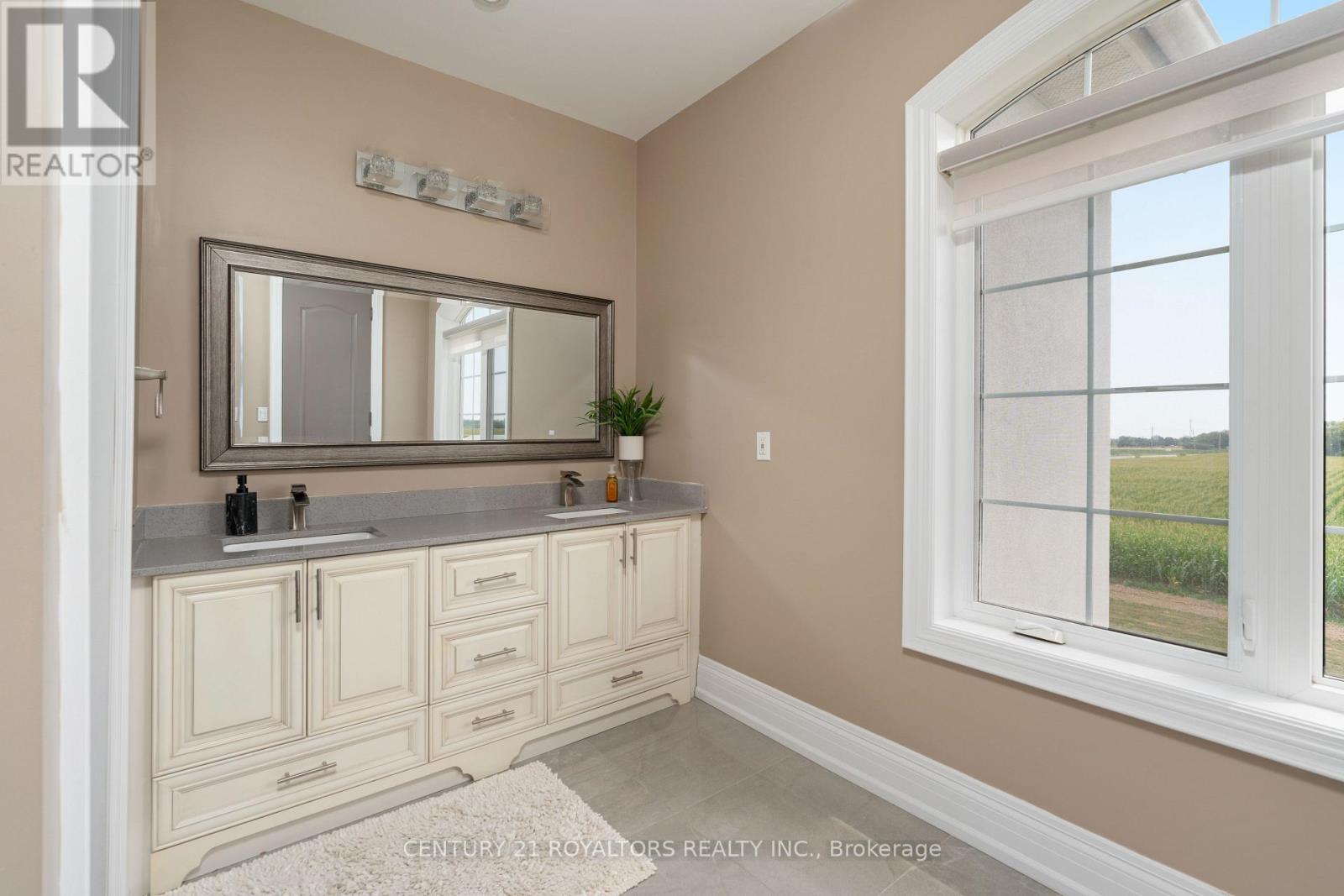 13588 Airport Road, Caledon, Ontario  L7C 2W4 - Photo 28 - W12426832