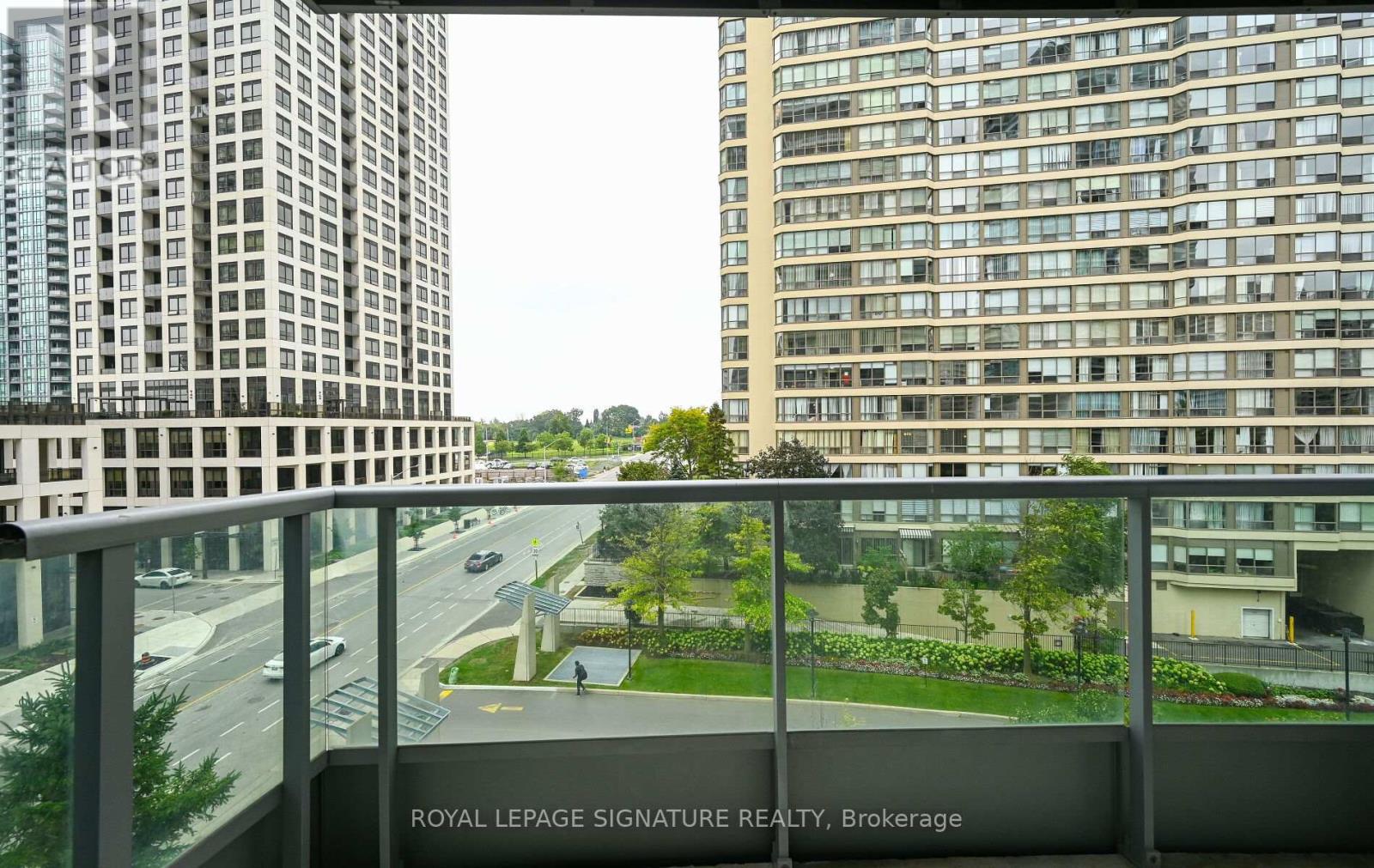 503 - 33 Elm Drive, Mississauga, Ontario  L5B 4L2 - Photo 24 - W12426845
