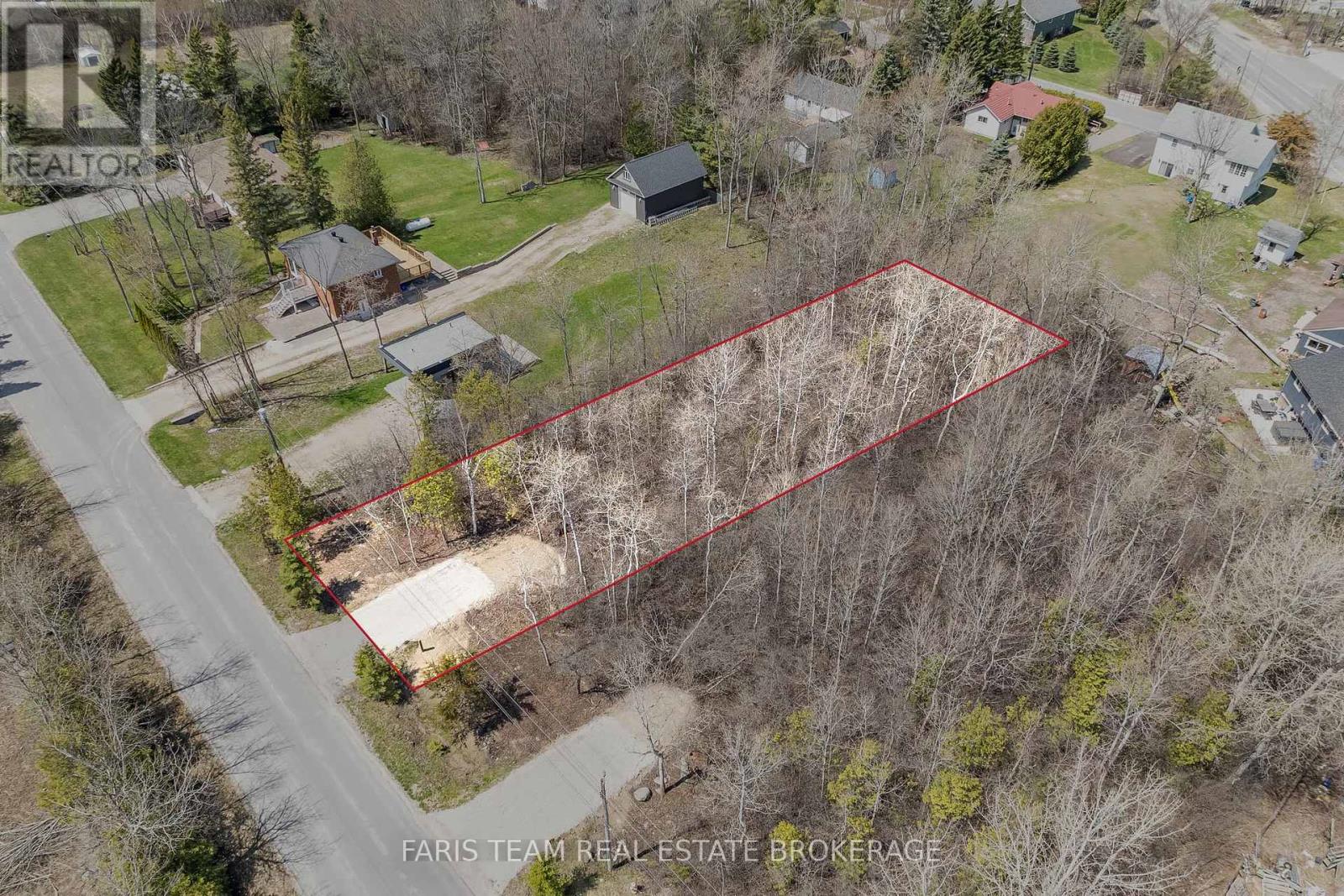 27 Braeside Street, Collingwood, Ontario  L9Y 0X2 - Photo 2 - S12424527