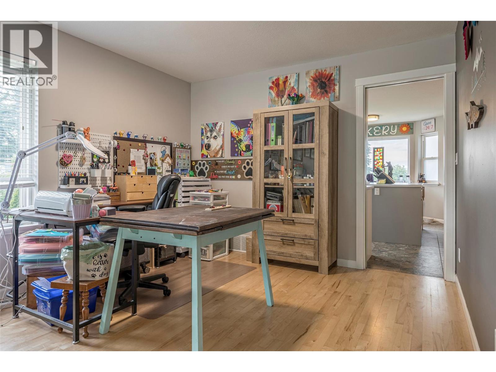 3396 Lockhart Drive, Spallumcheen, British Columbia  V4Y 0S7 - Photo 9 - 10360208