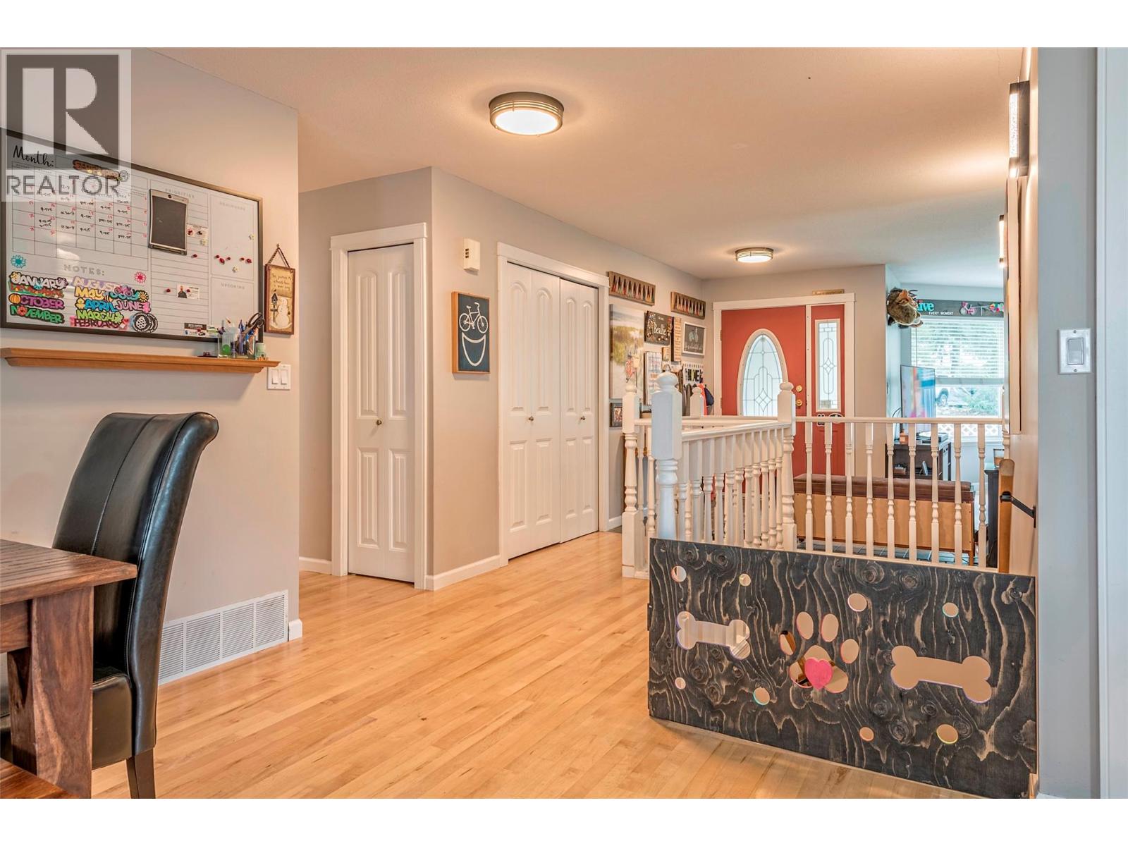 3396 Lockhart Drive, Spallumcheen, British Columbia  V4Y 0S7 - Photo 6 - 10360208