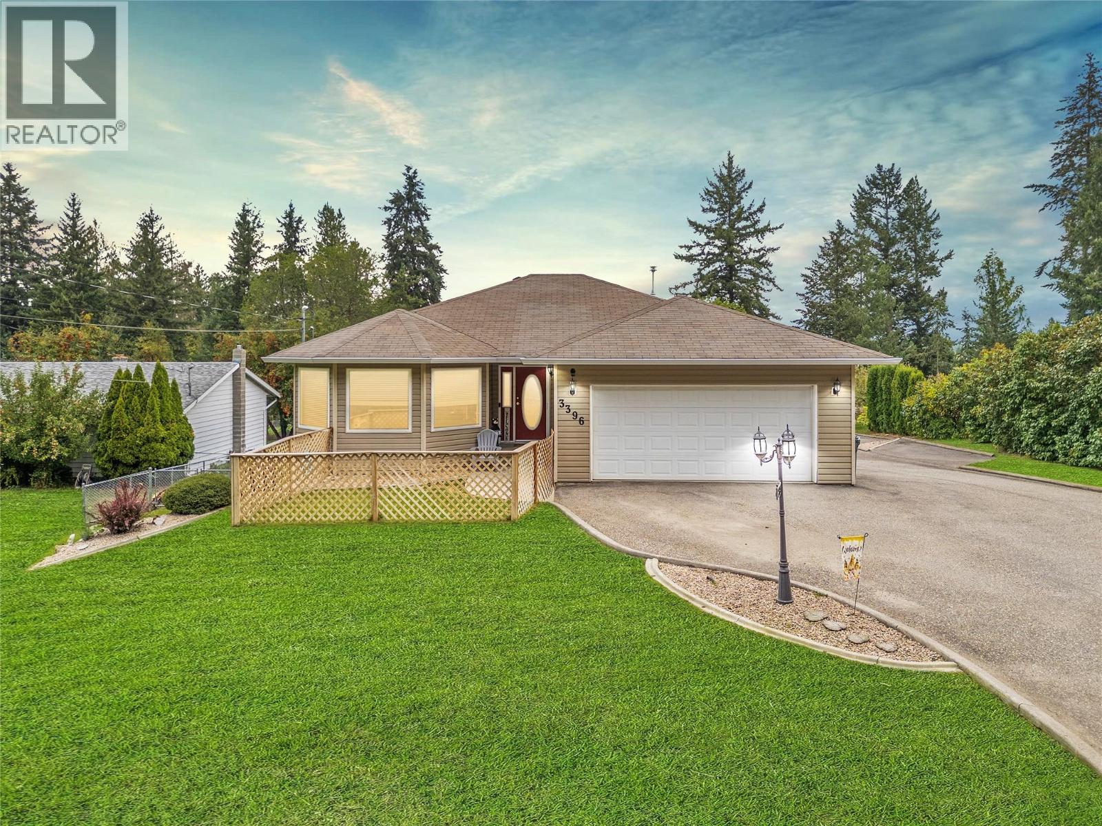 3396 Lockhart Drive, Spallumcheen, British Columbia