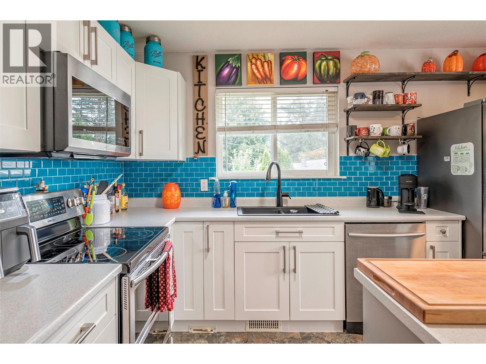 3396 Lockhart Drive, Spallumcheen, British Columbia  V4Y 0S7 - Photo 13 - 10360208