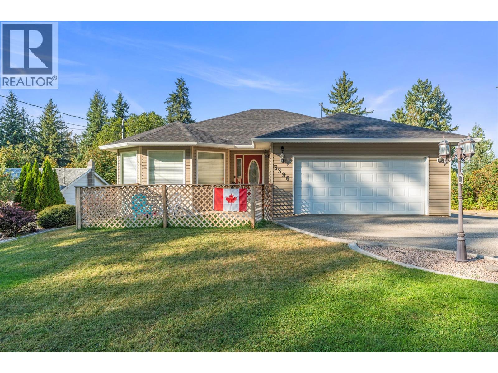 3396 Lockhart Drive, Spallumcheen, British Columbia  V4Y 0S7 - Photo 3 - 10360208