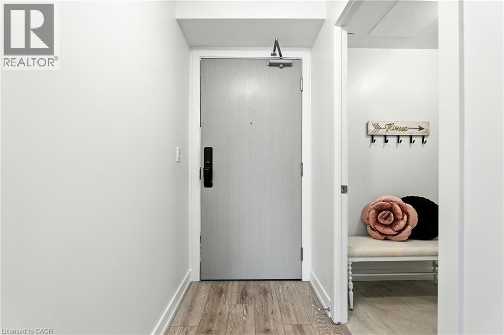 3210 Dakota Common Unit# A220, Burlington, Ontario  L7M 2A8 - Photo 3 - 40773090
