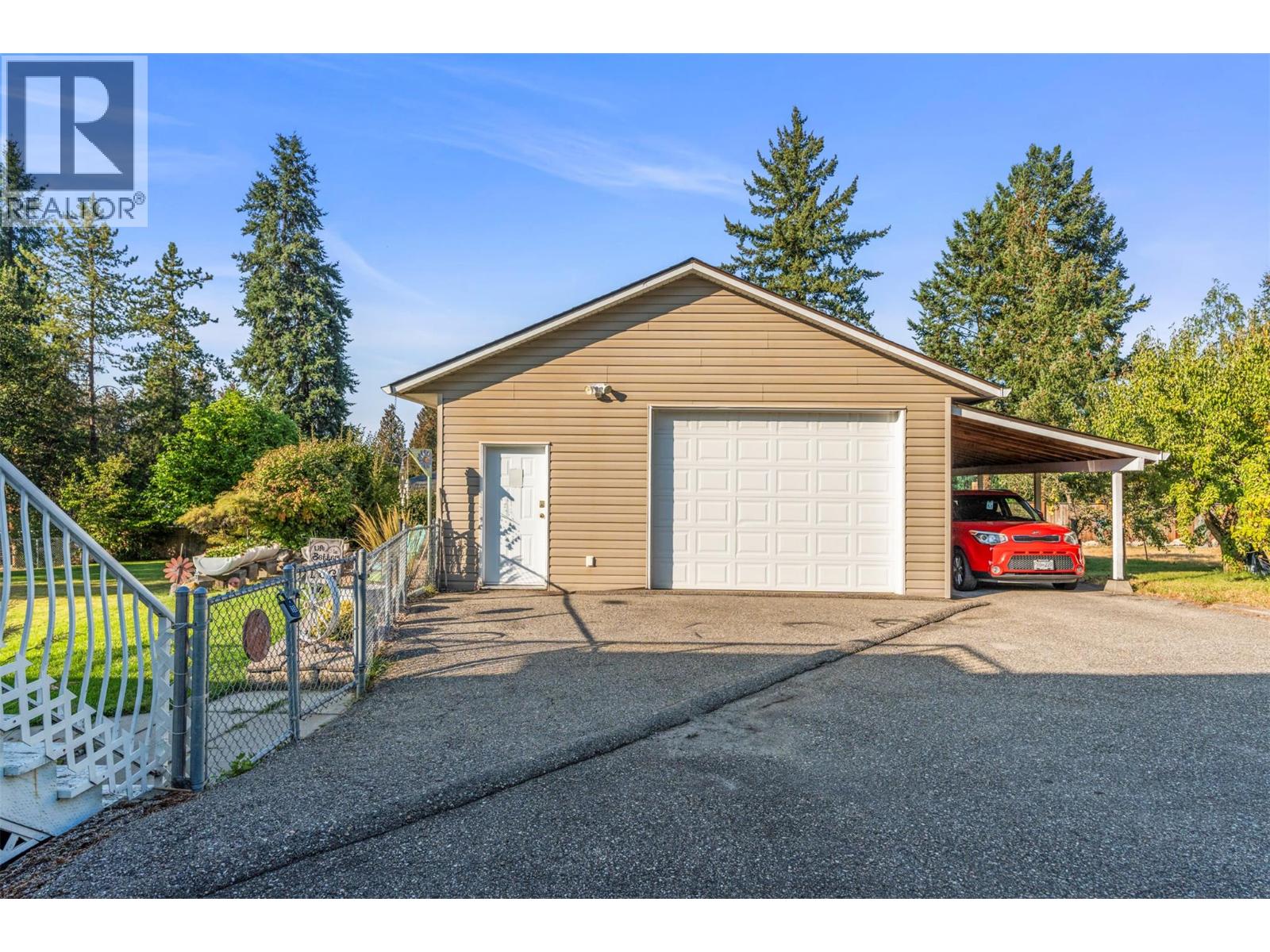 3396 Lockhart Drive, Spallumcheen, British Columbia  V4Y 0S7 - Photo 45 - 10360208