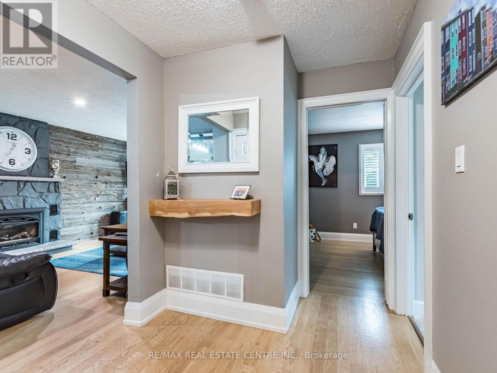 678 Harrison Road, Milton, Ontario  L9T 4S9 - Photo 17 - W12424271