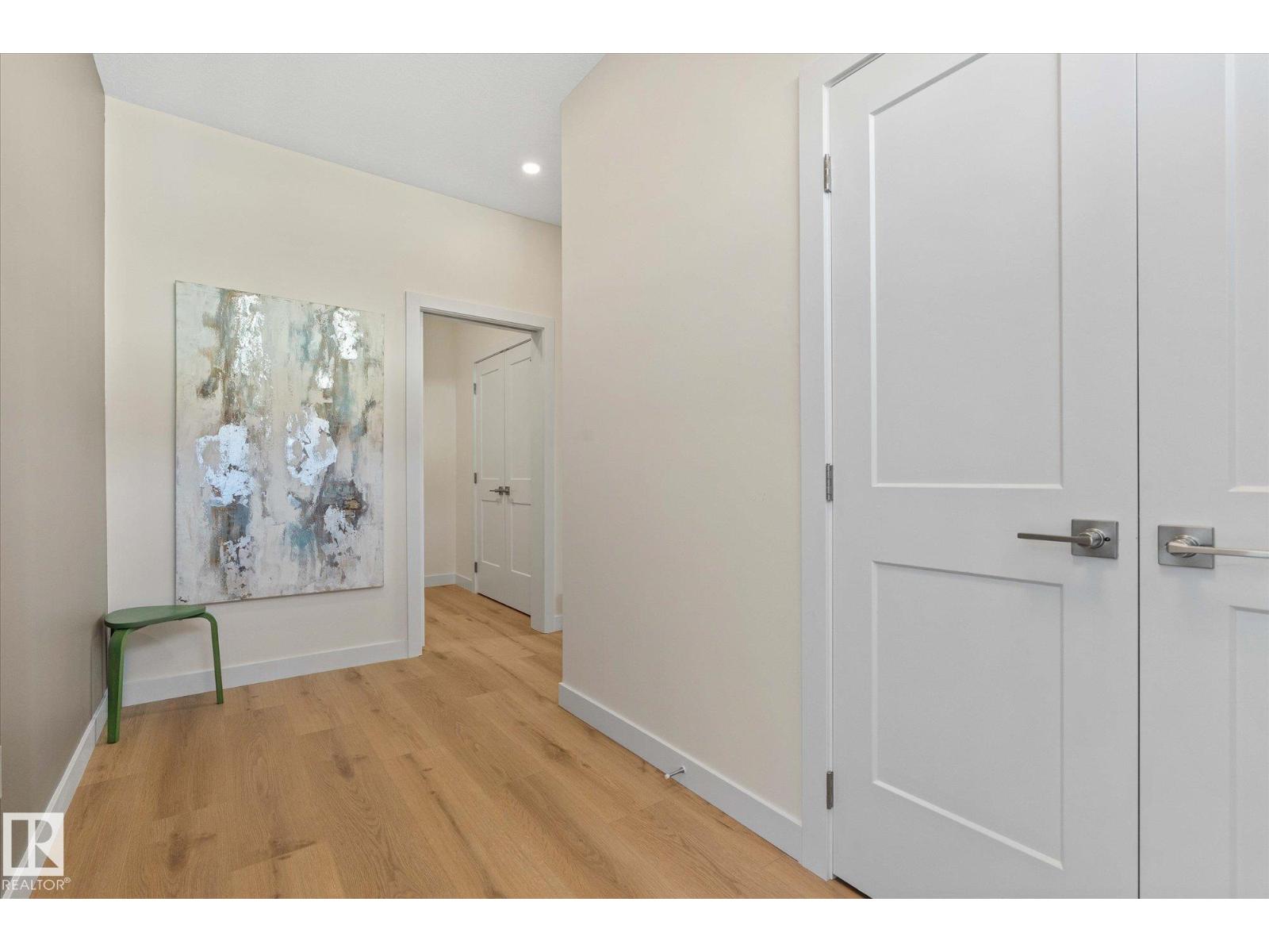 1904 155 Av Nw, Edmonton, Alberta  T5Y 4H8 - Photo 2 - E4459463
