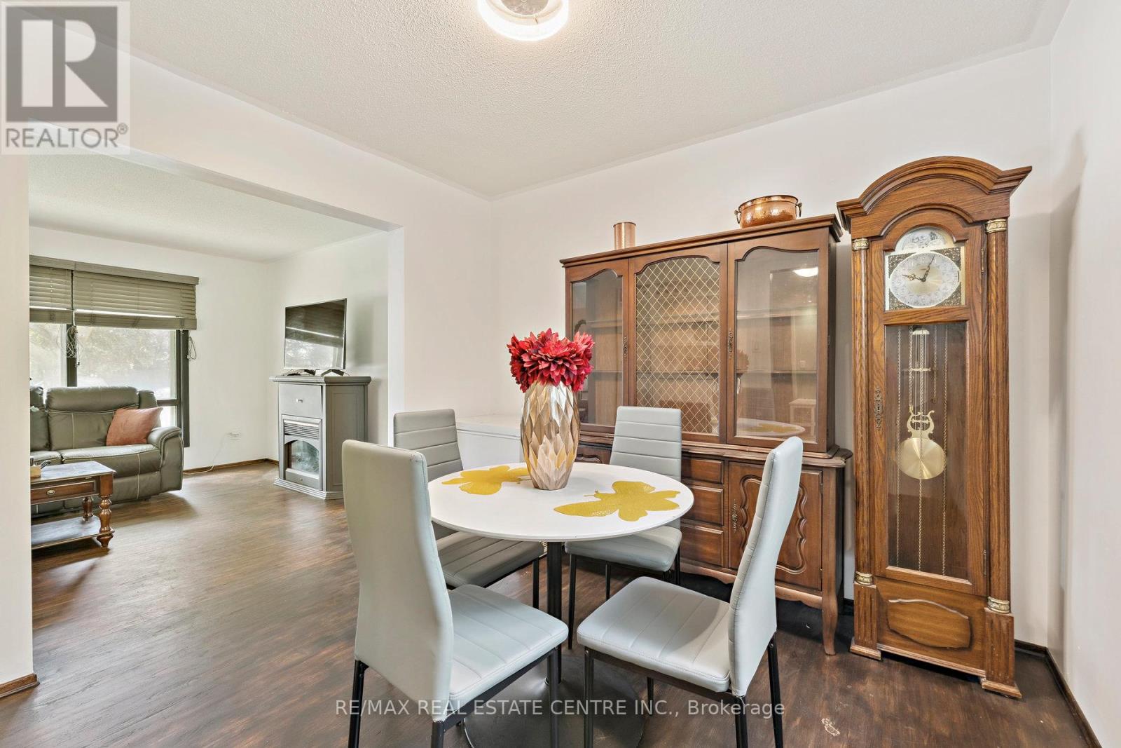 102 Rutherford Road N, Brampton, Ontario  L6V 2J2 - Photo 11 - W12426307