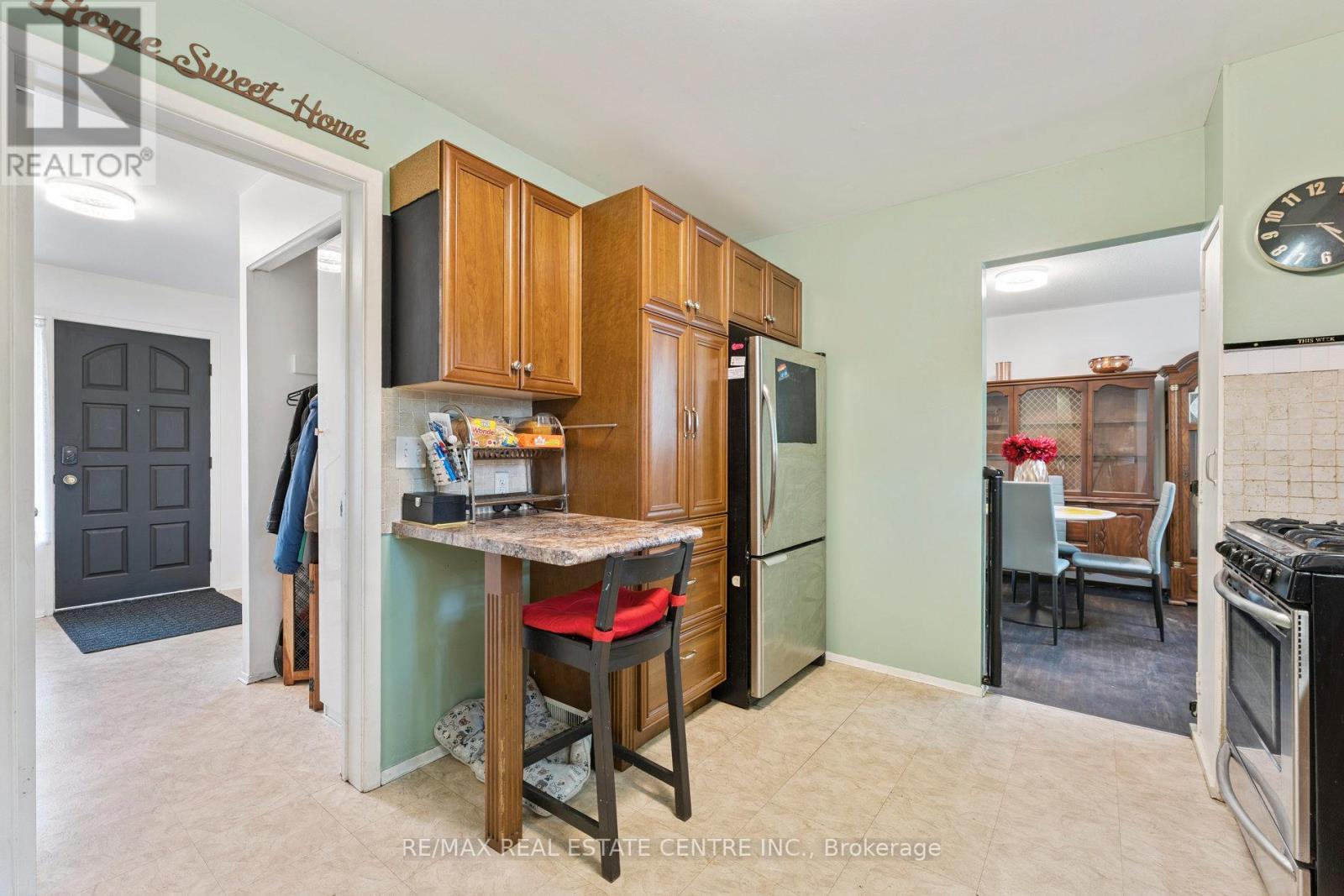 102 Rutherford Road N, Brampton, Ontario  L6V 2J2 - Photo 15 - W12426307