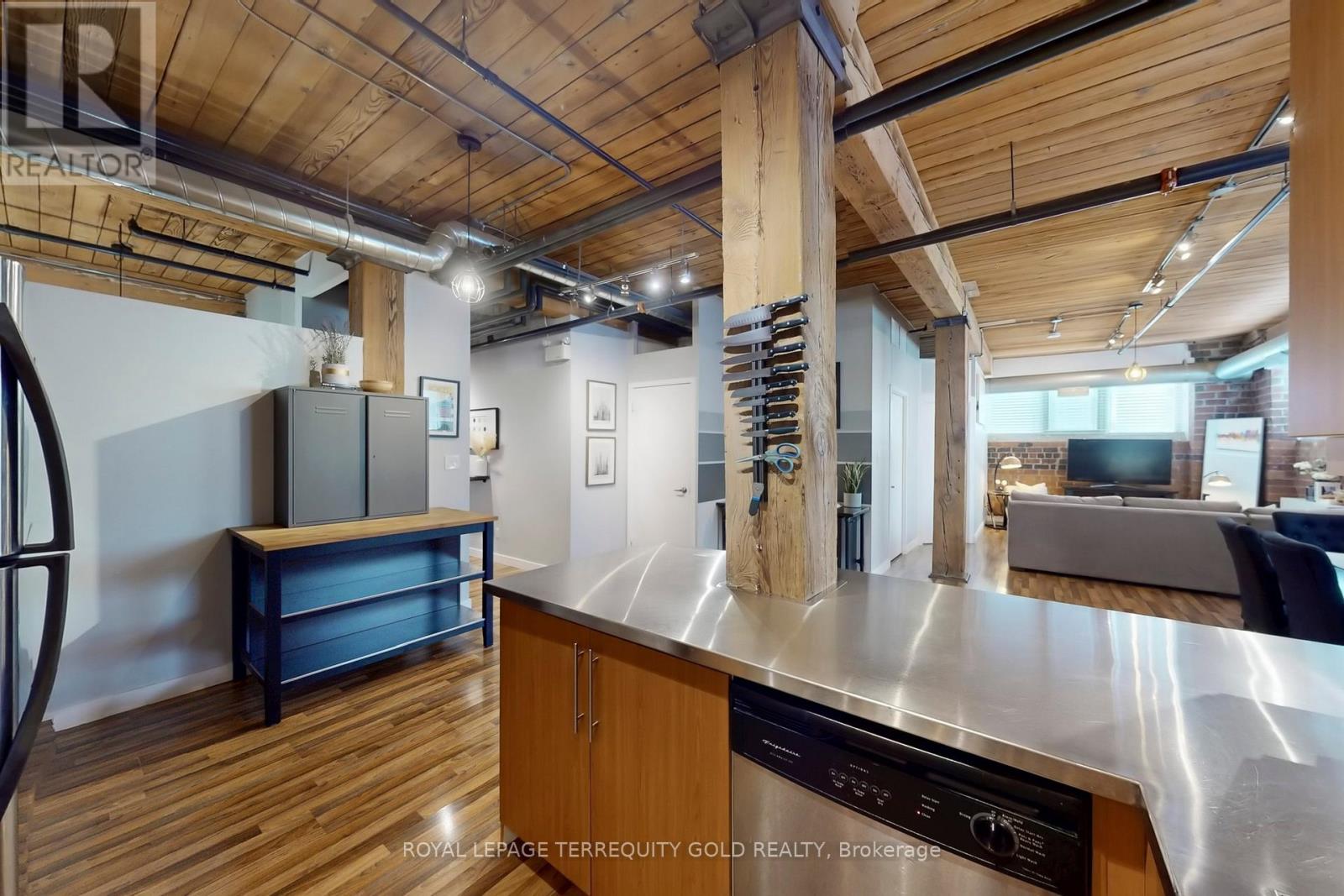 107 - 2154 Dundas Street W, Toronto, Ontario  M6R 1X3 - Photo 26 - W12426608