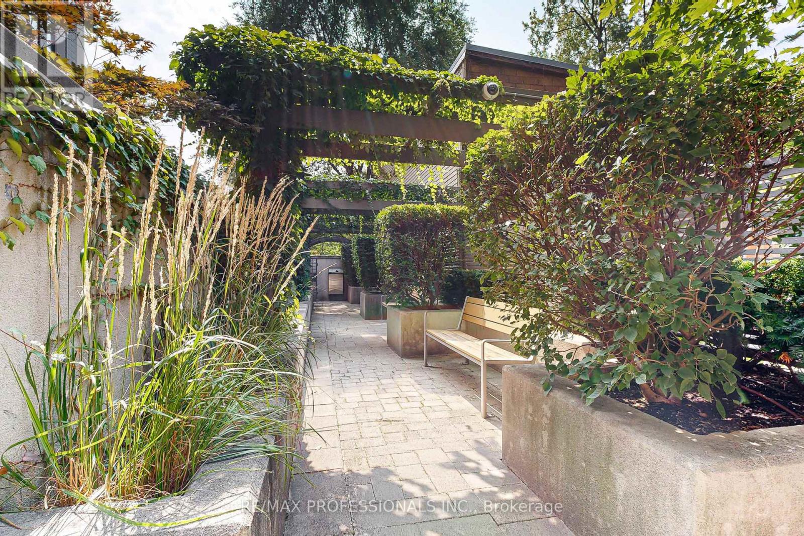 1601 - 28 Linden Street, Toronto, Ontario  M4Y 0A4 - Photo 27 - C12389629