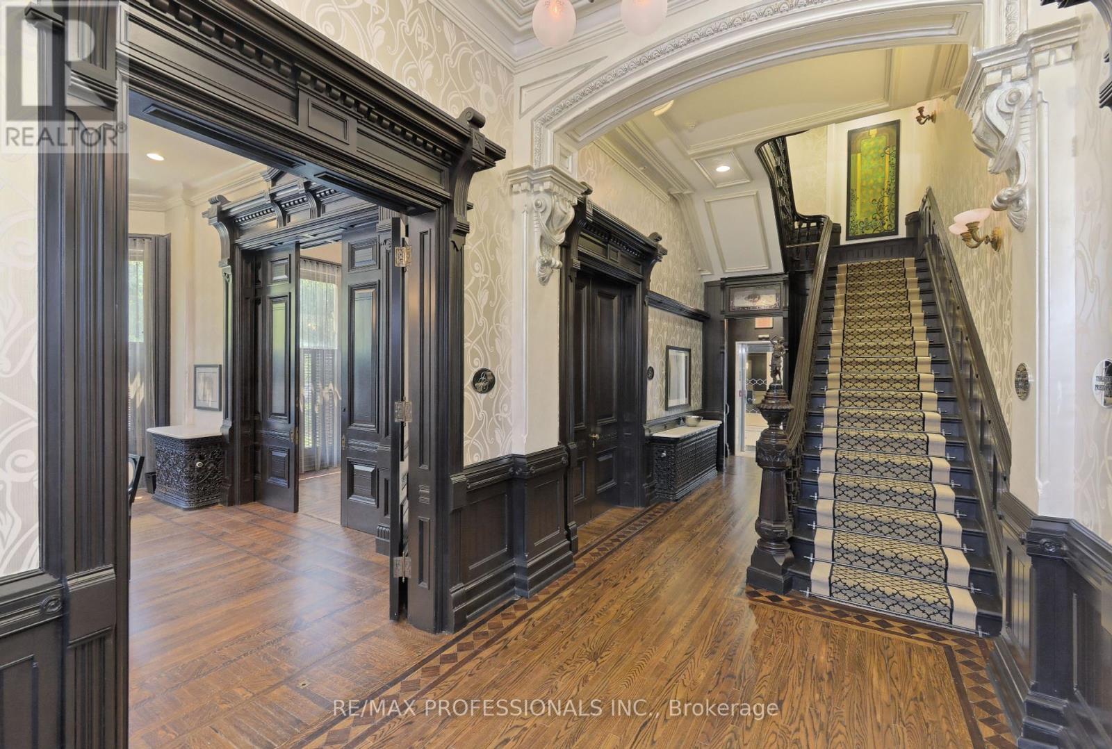1601 - 28 Linden Street, Toronto, Ontario  M4Y 0A4 - Photo 19 - C12389629