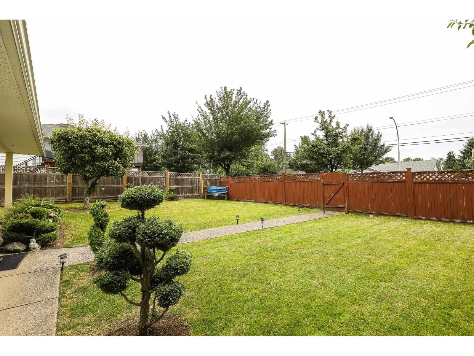 14115 88th Avenue, Surrey, British Columbia  V3W 3L5 - Photo 32 - R3052130