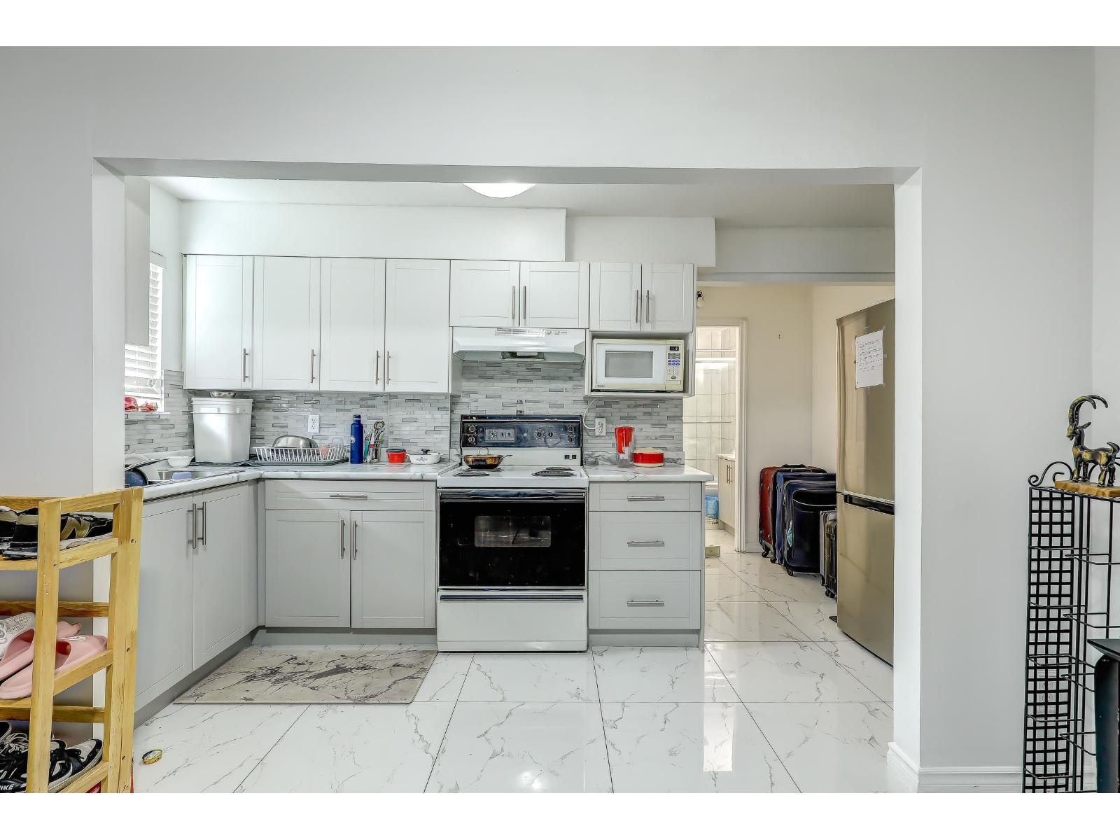 14115 88th Avenue, Surrey, British Columbia  V3W 3L5 - Photo 28 - R3052130