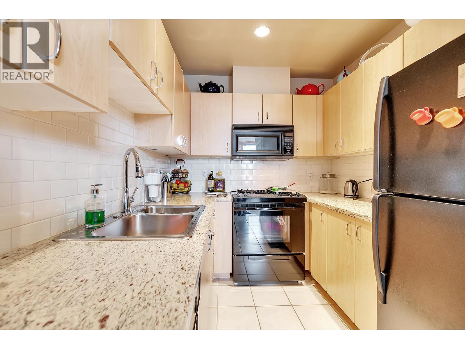 1403 120 W 16th Street, North Vancouver, British Columbia  V7M 3N6 - Photo 13 - R3052144